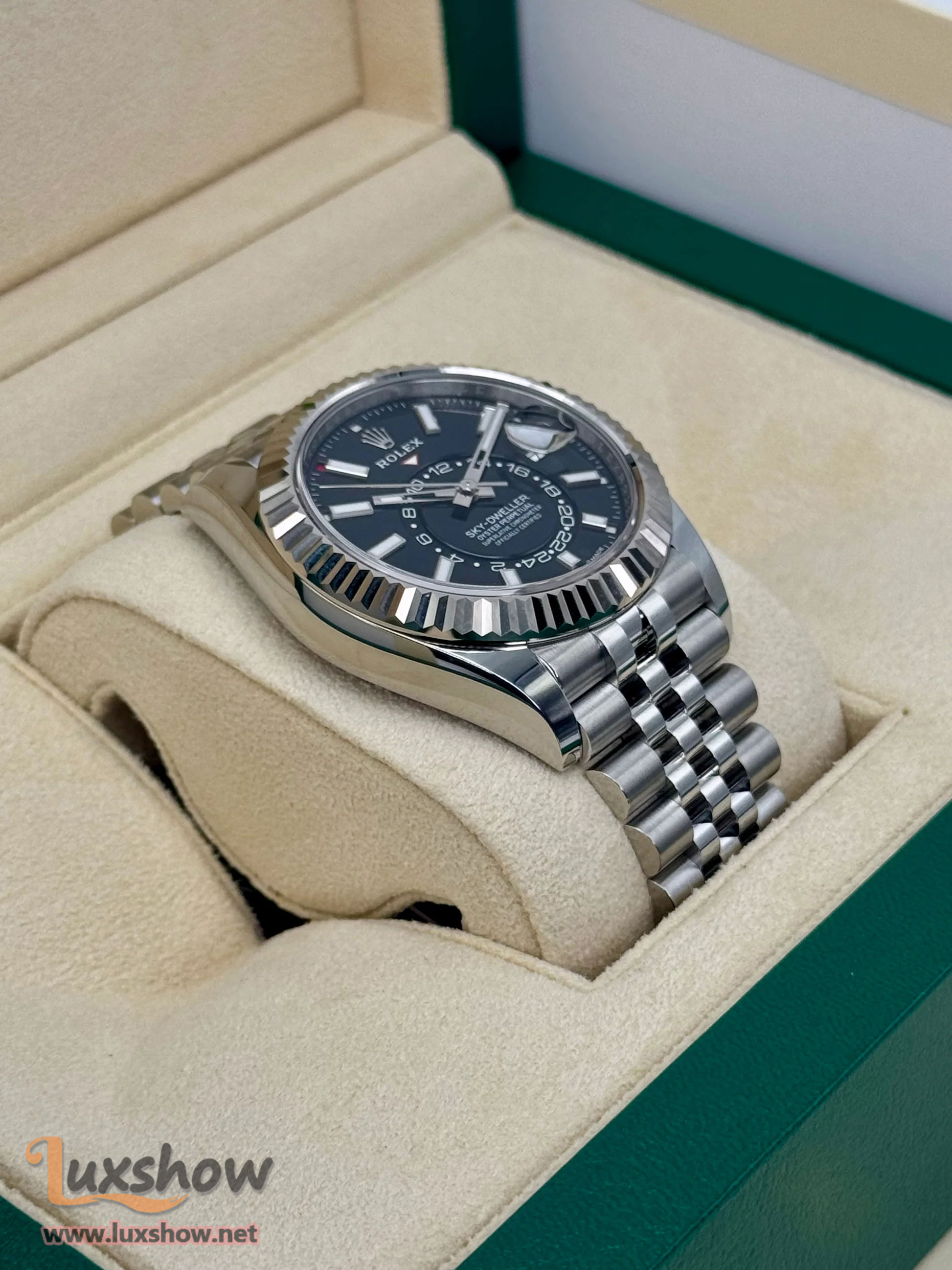 Rolex Sky-Dweller 42mm 336934 Jubilee Black Dial