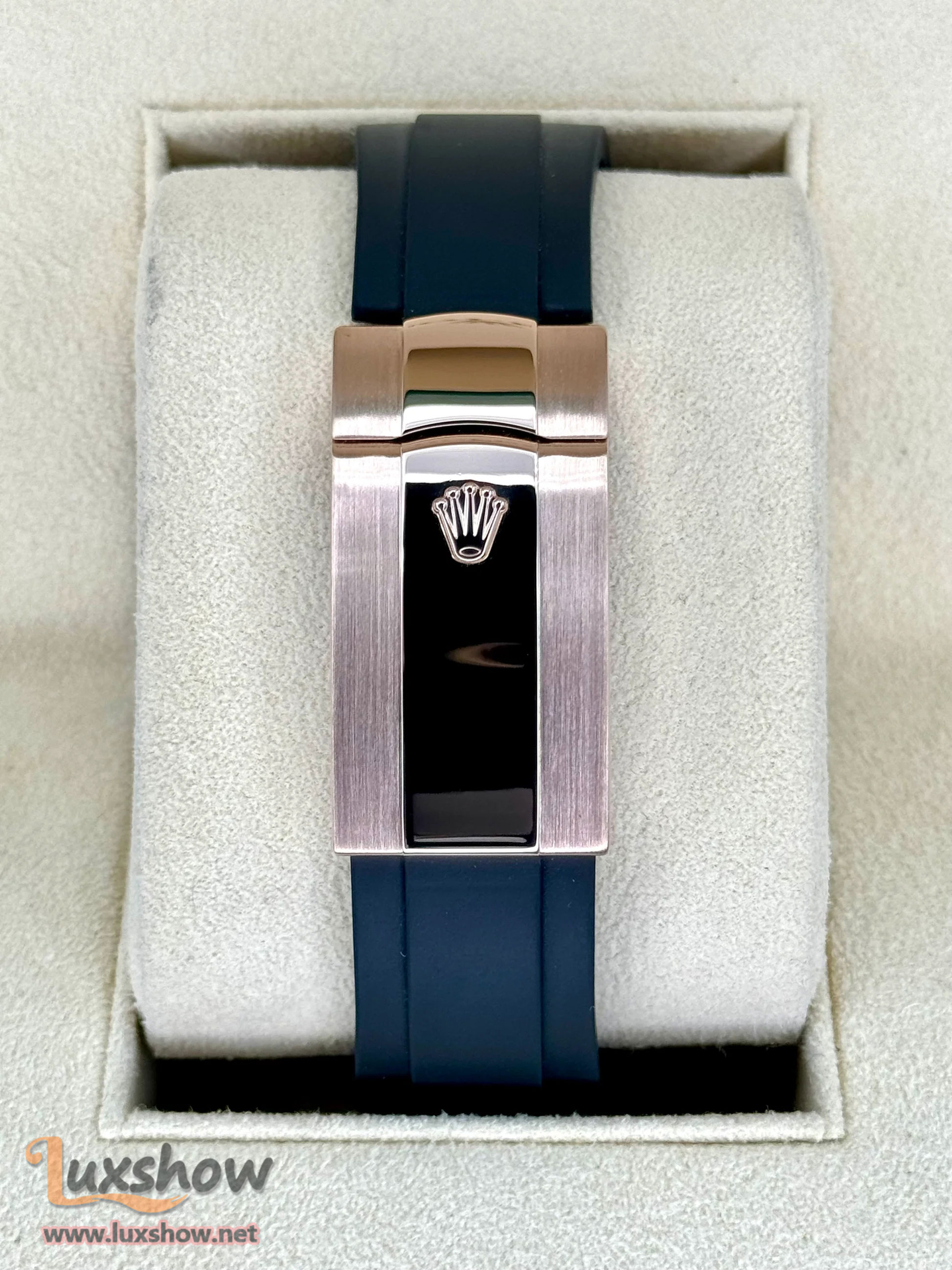 Sky-Dweller 42mm 326938 Yellow Gold Oyster Champagne Dial