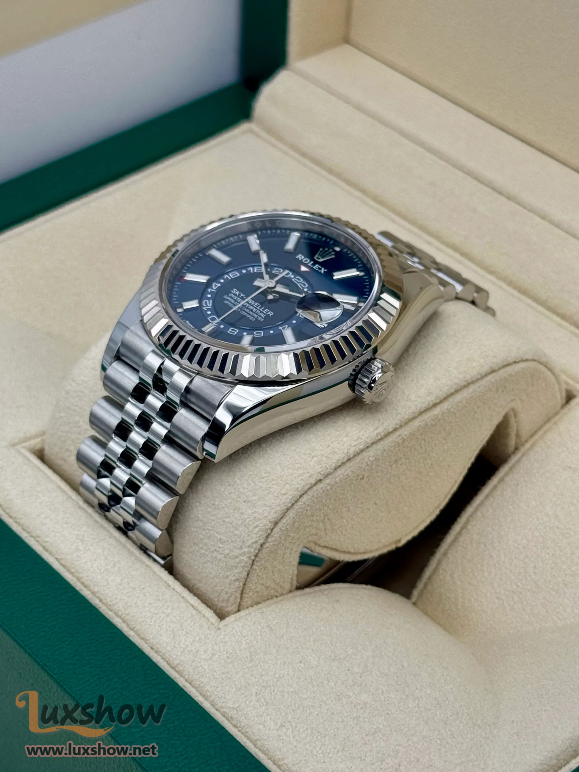 Rolex Sky-Dweller 42mm 336934 Jubilee Blue Dial