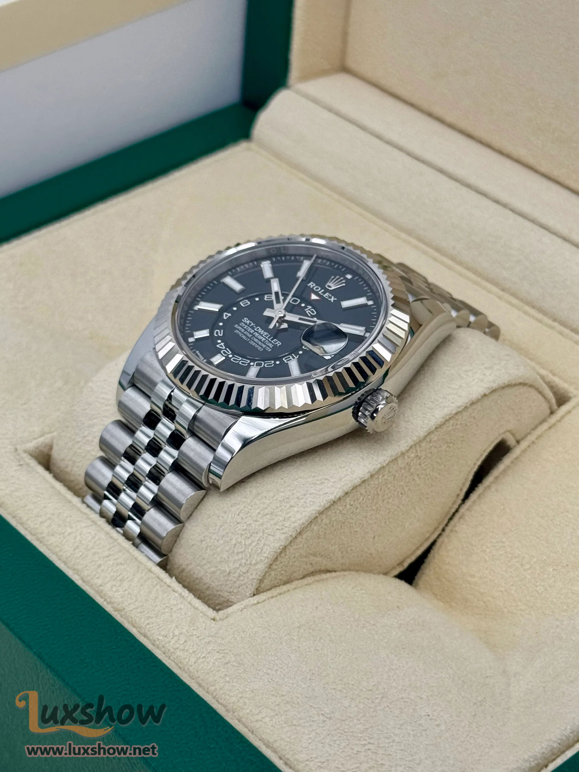 Rolex Sky-Dweller 42mm 336934 Jubilee Black Dial