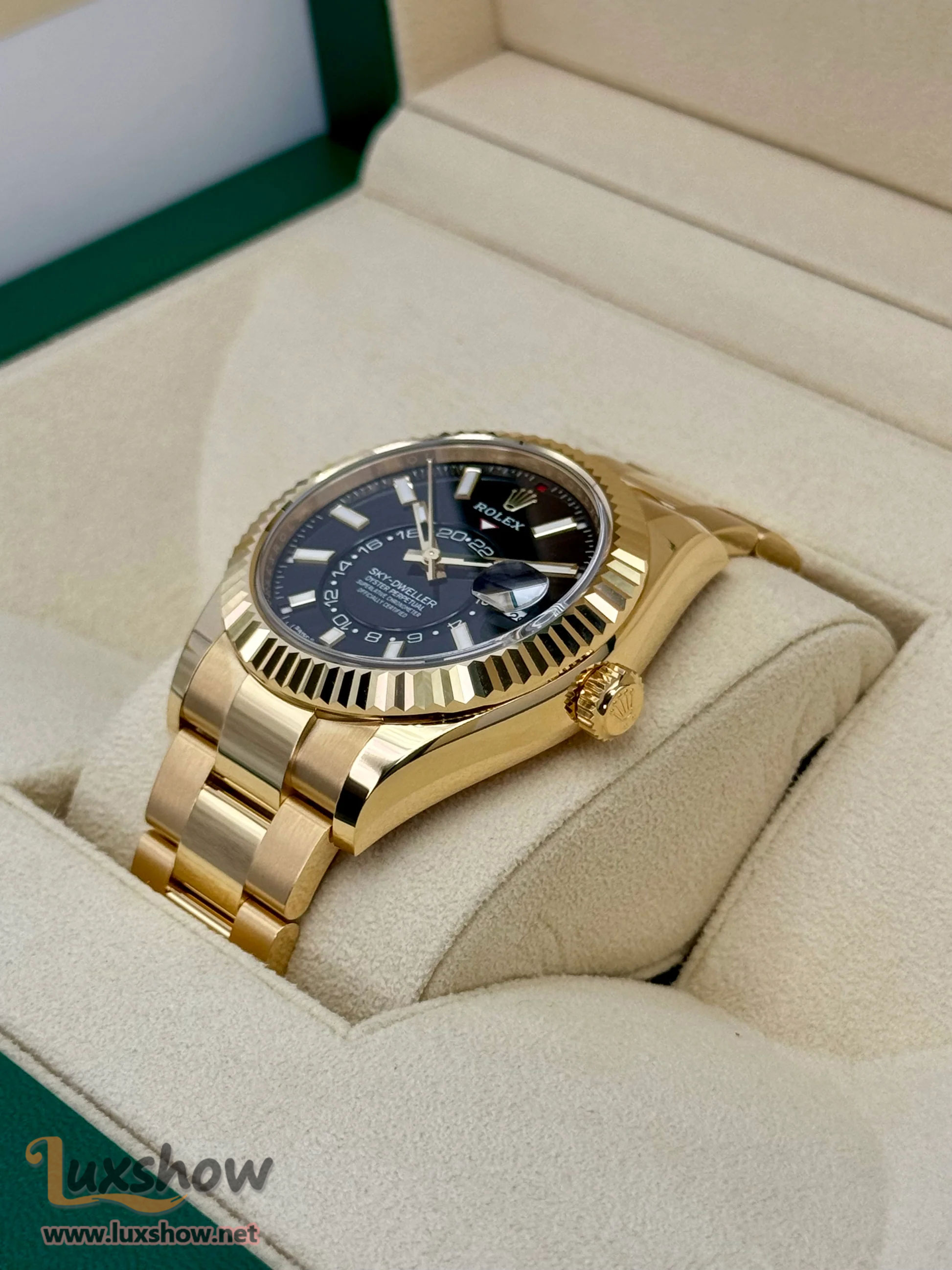 Rolex Sky-Dweller 42mm 336938 Yellow Gold Oyster Black Dial