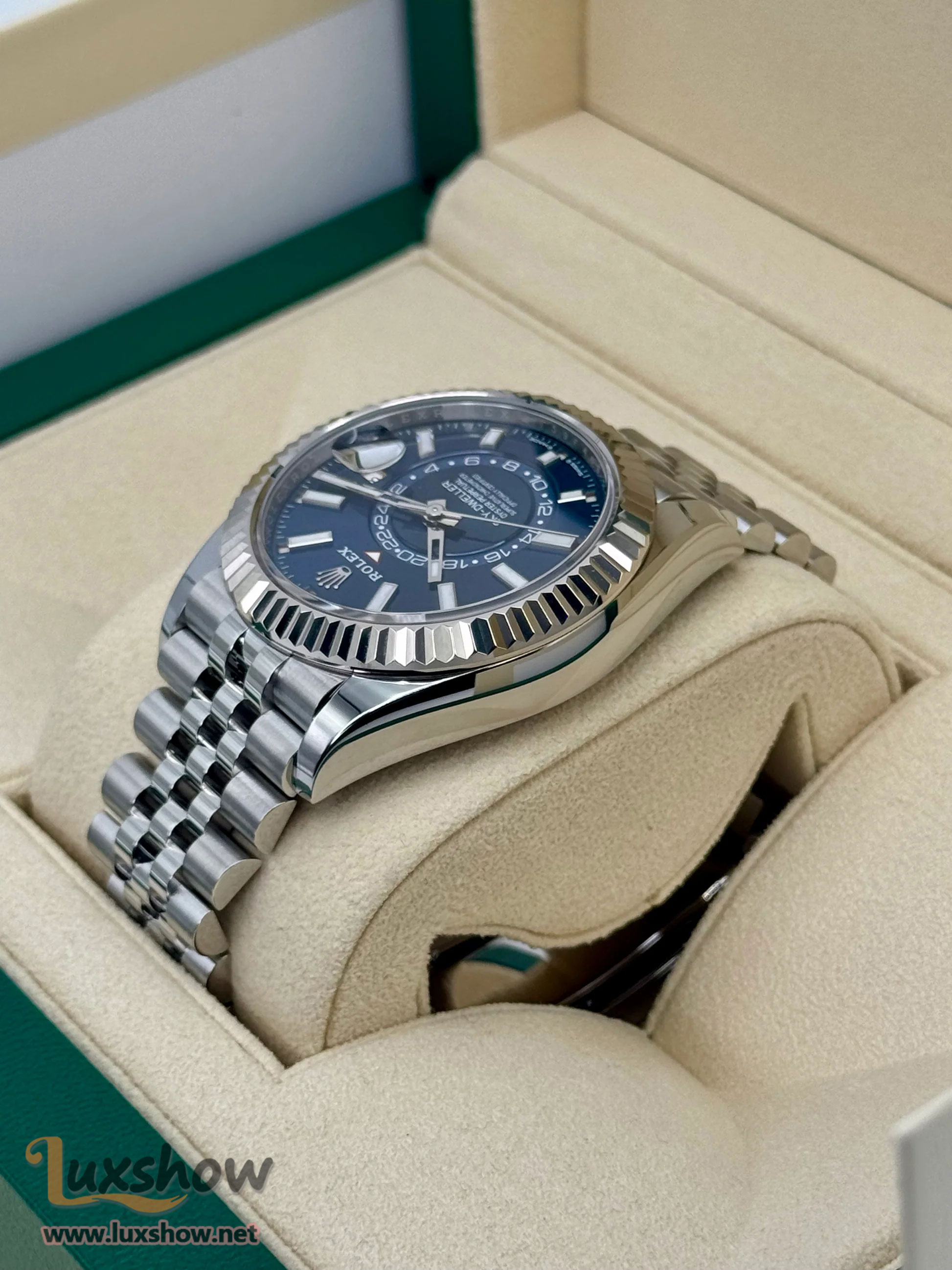 Rolex Sky-Dweller 42mm 336934 Jubilee Blue Dial