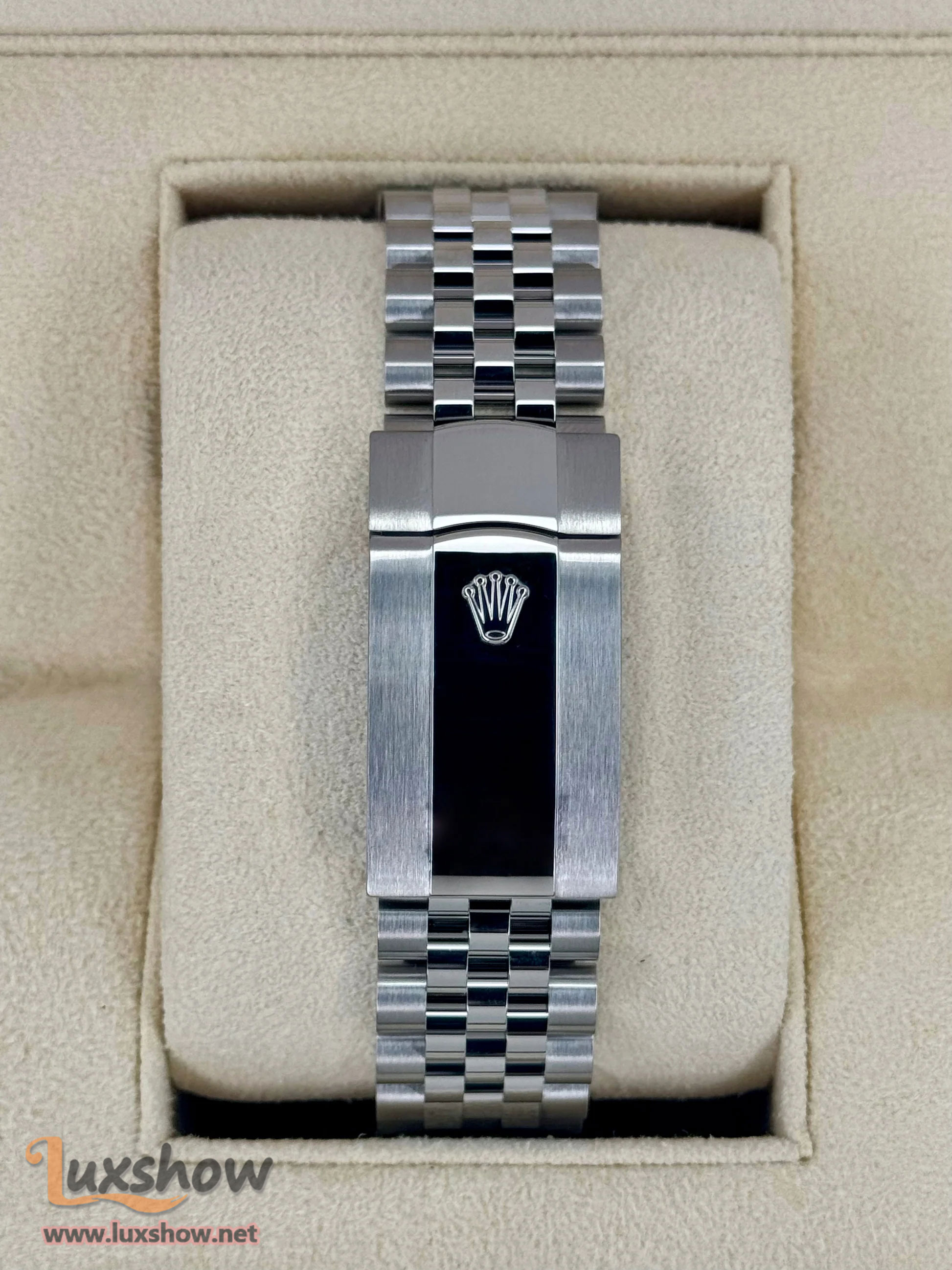 Rolex Sky-Dweller 42mm 336934 Jubilee Black Dial