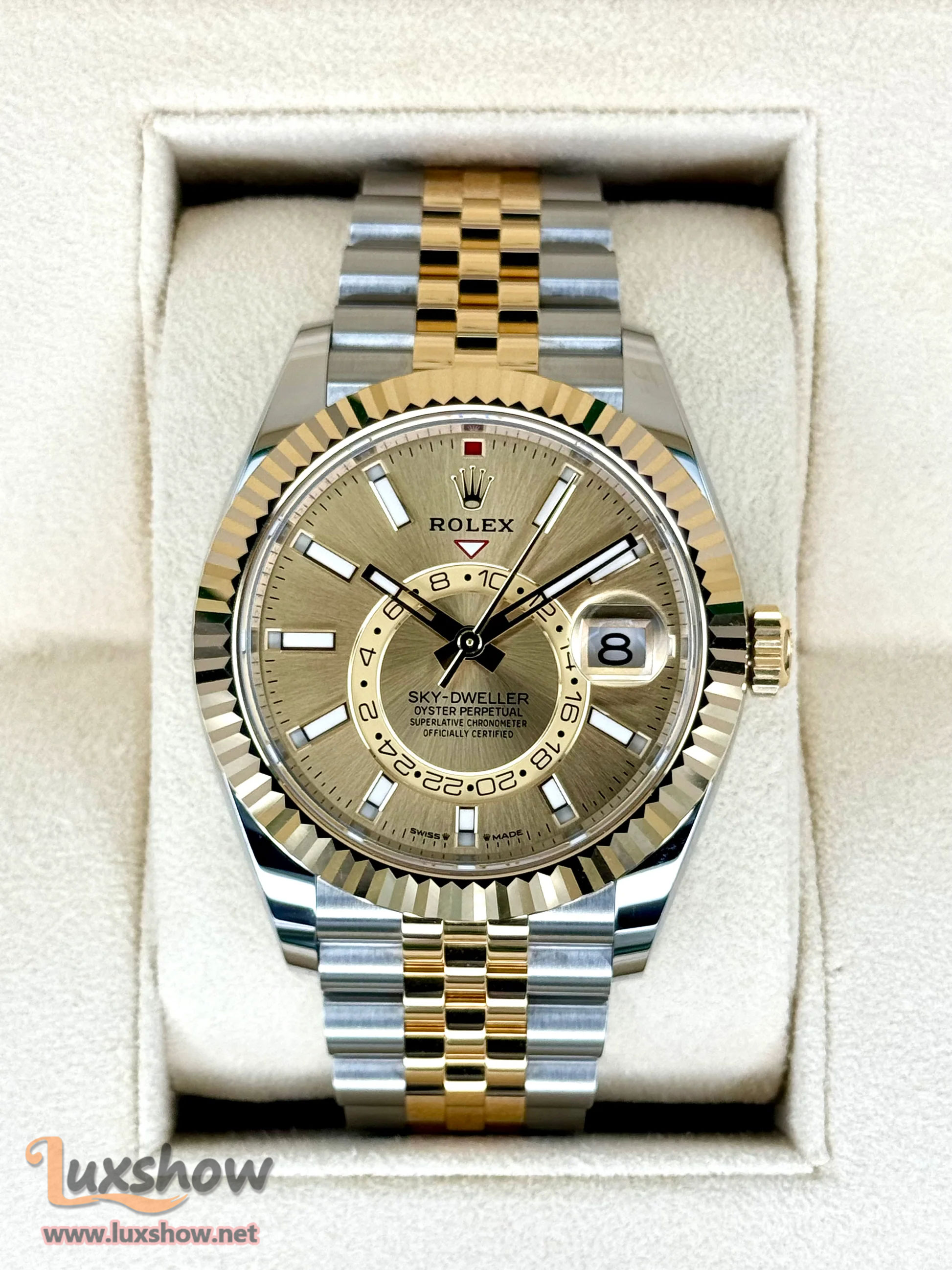 Rolex Sky-Dweller 42mm 336933 Jubilee White Dial