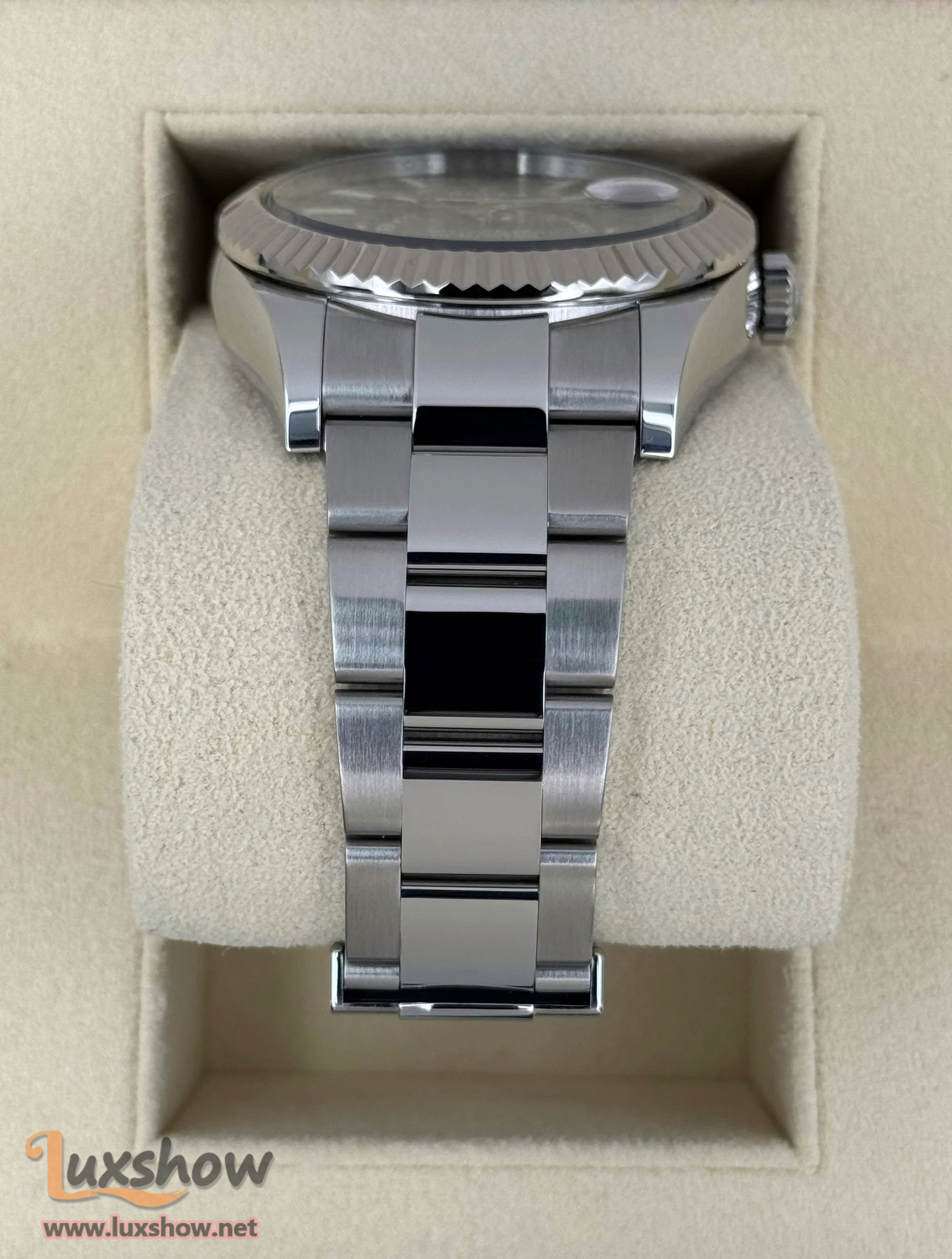 Rolex Sky-Dweller 42mm 336934 Oyster Green Dial