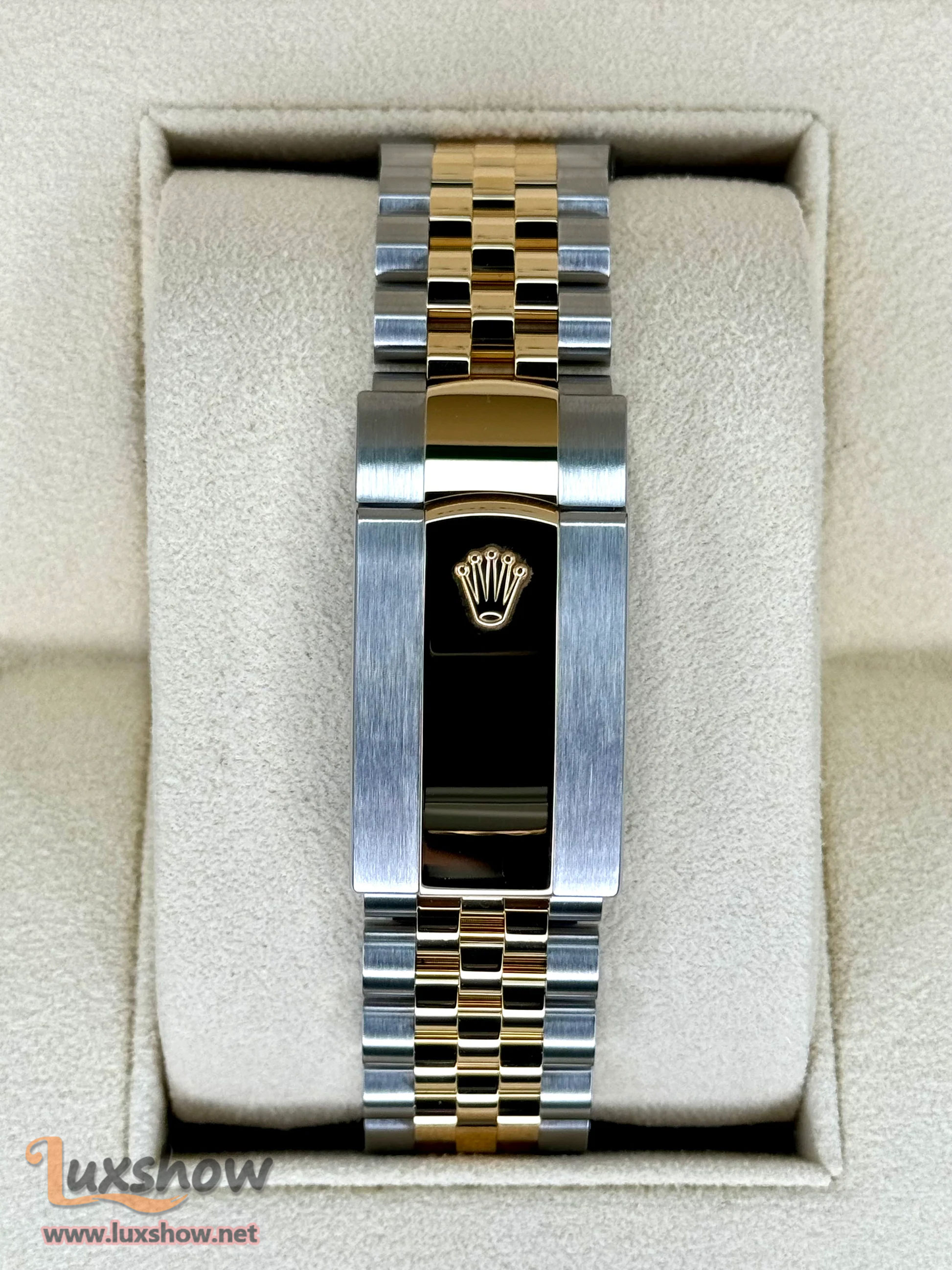 Rolex Sky-Dweller 42mm 326938 18K Yellow Gold Oyster White Dial