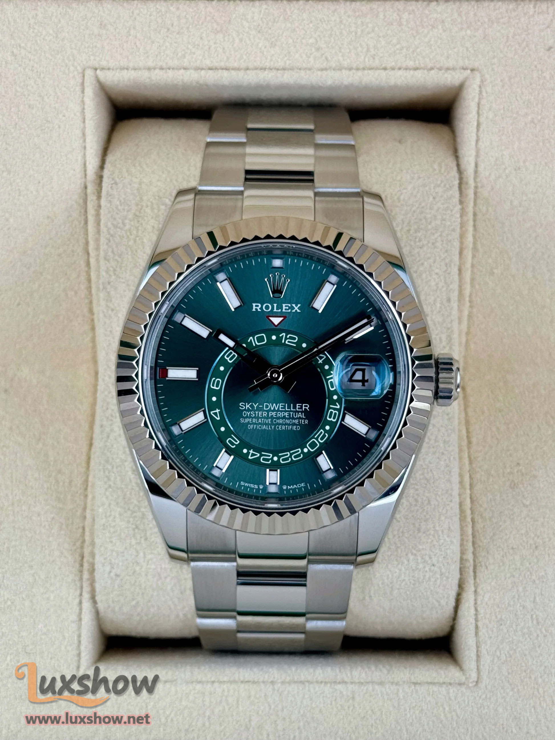 Rolex Sky-Dweller 42mm 336934 Oyster Green Dial