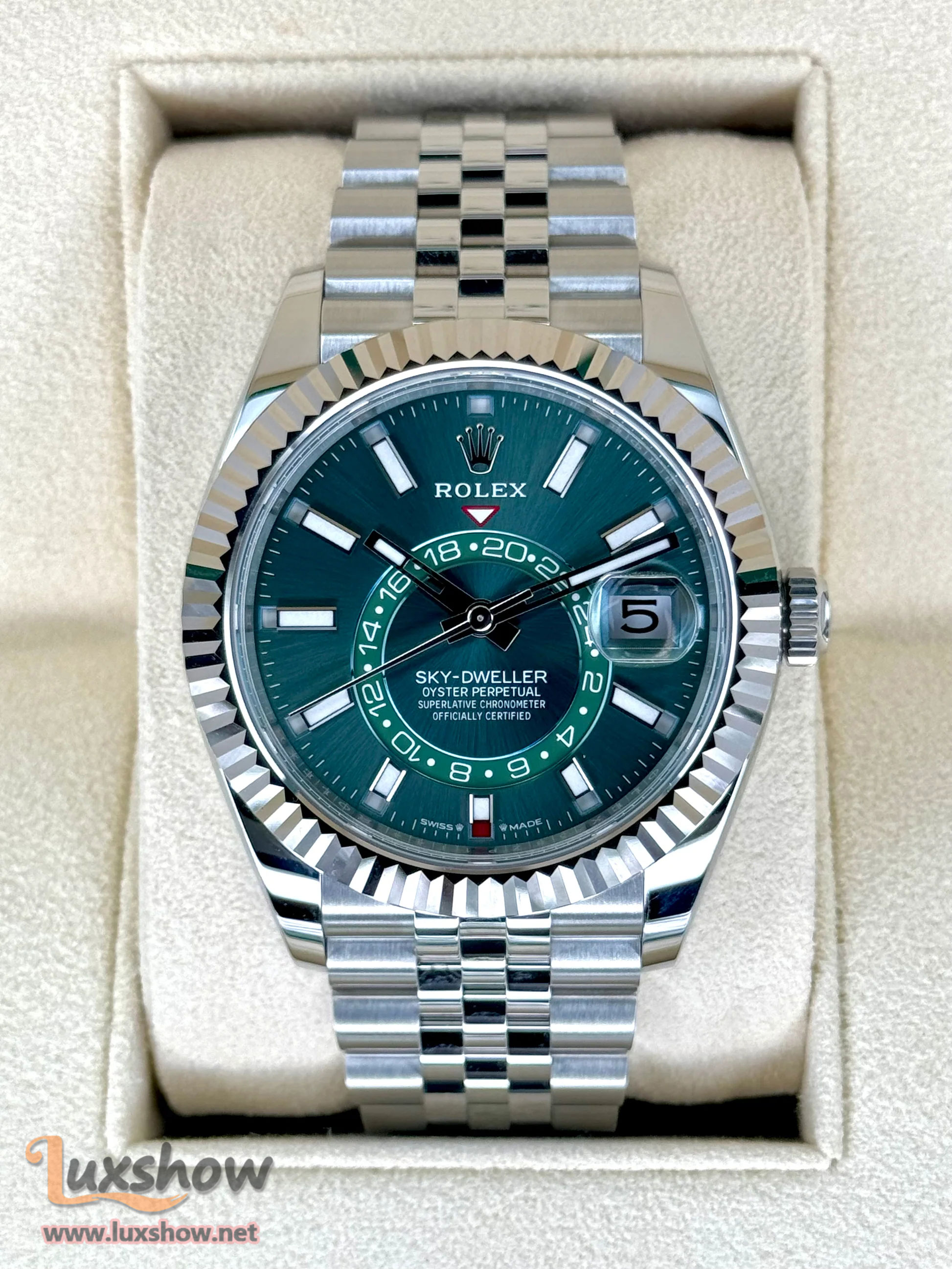 Rolex Sky-Dweller 42mm 336934 Jubilee Green Dial