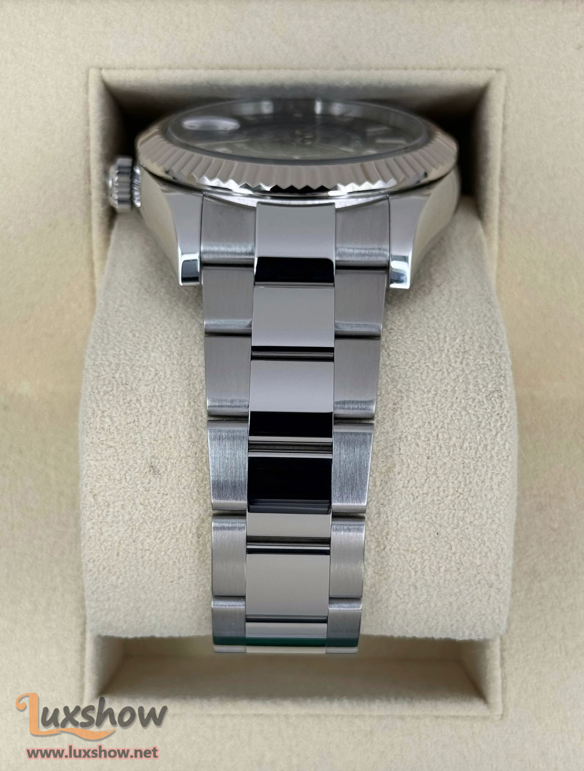 Rolex Sky-Dweller 42mm 336934 Oyster Green Dial