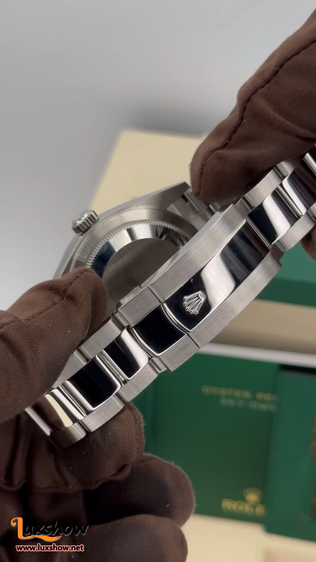 Rolex Sky-Dweller 42mm 326934 Oyster Black Dial