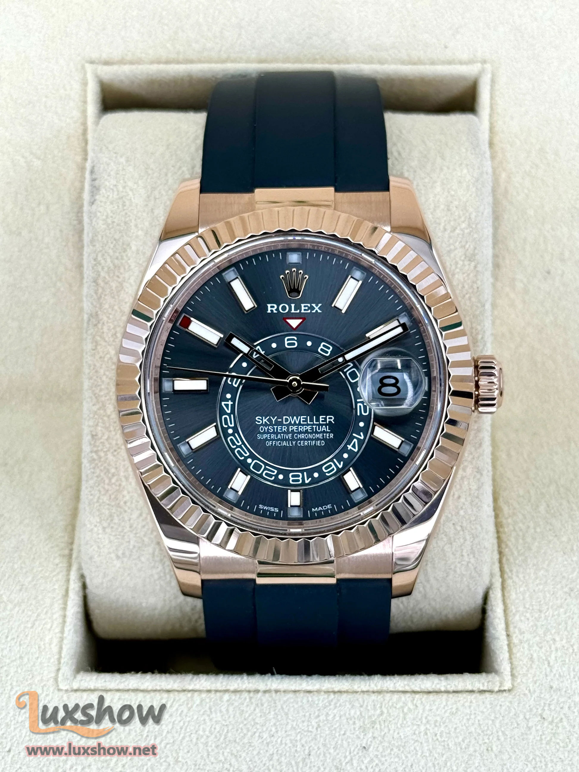 Sky-Dweller 42mm 326938 Yellow Gold Oyster Champagne Dial