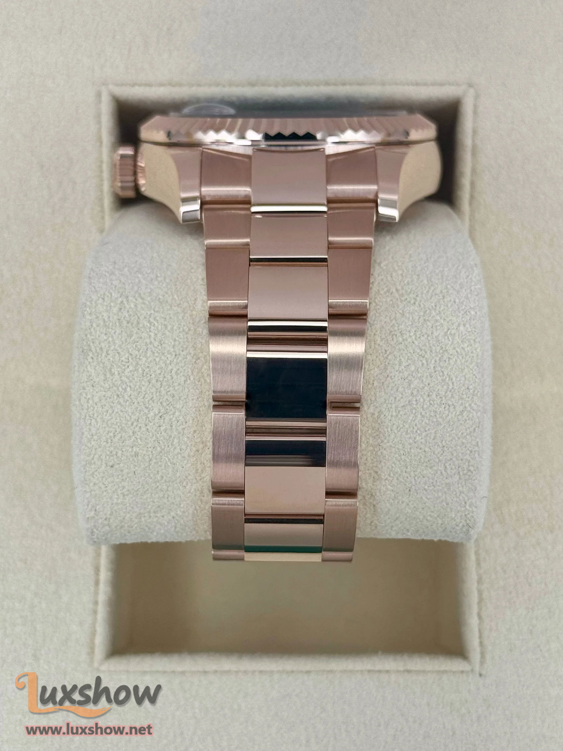 Rolex Sky-Dweller 42mm 336935 Rose Gold Blue Dial
