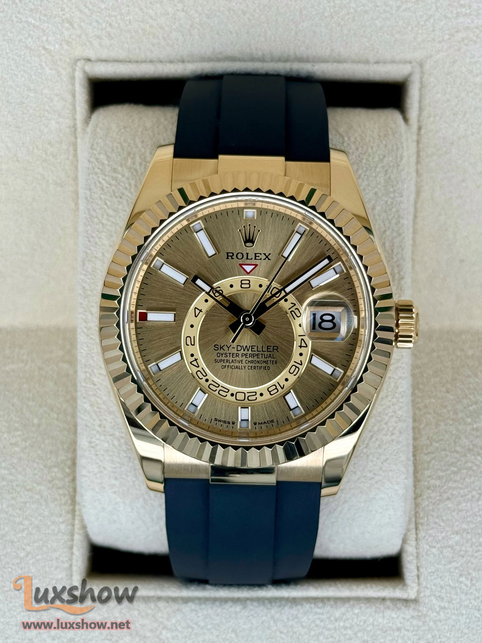 Rolex Sky-Dweller 42mm 336238 Yellow Gold Oysterflex Champagne Dial