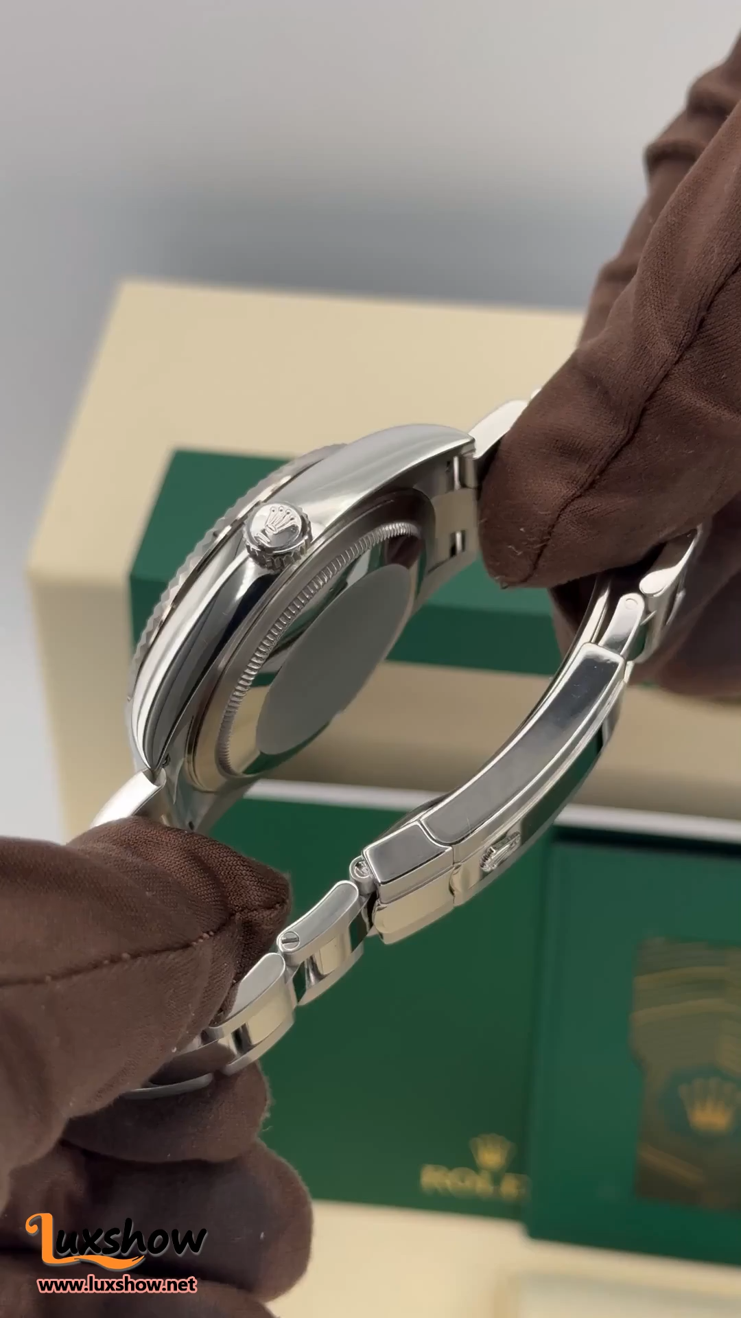 Rolex Sky-Dweller 42mm 326934 Stainless Steel Oyster White Dial