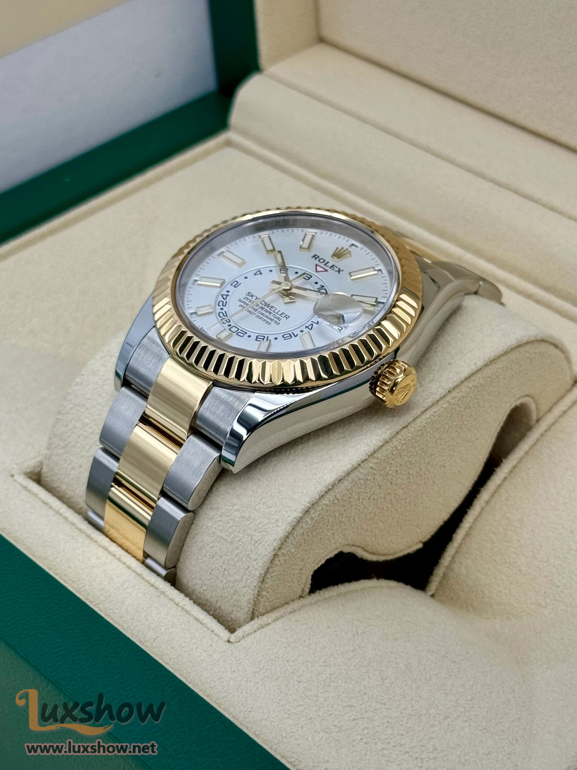 Rolex Sky-Dweller 42mm 326933 Two-Tone Oyster White Dial