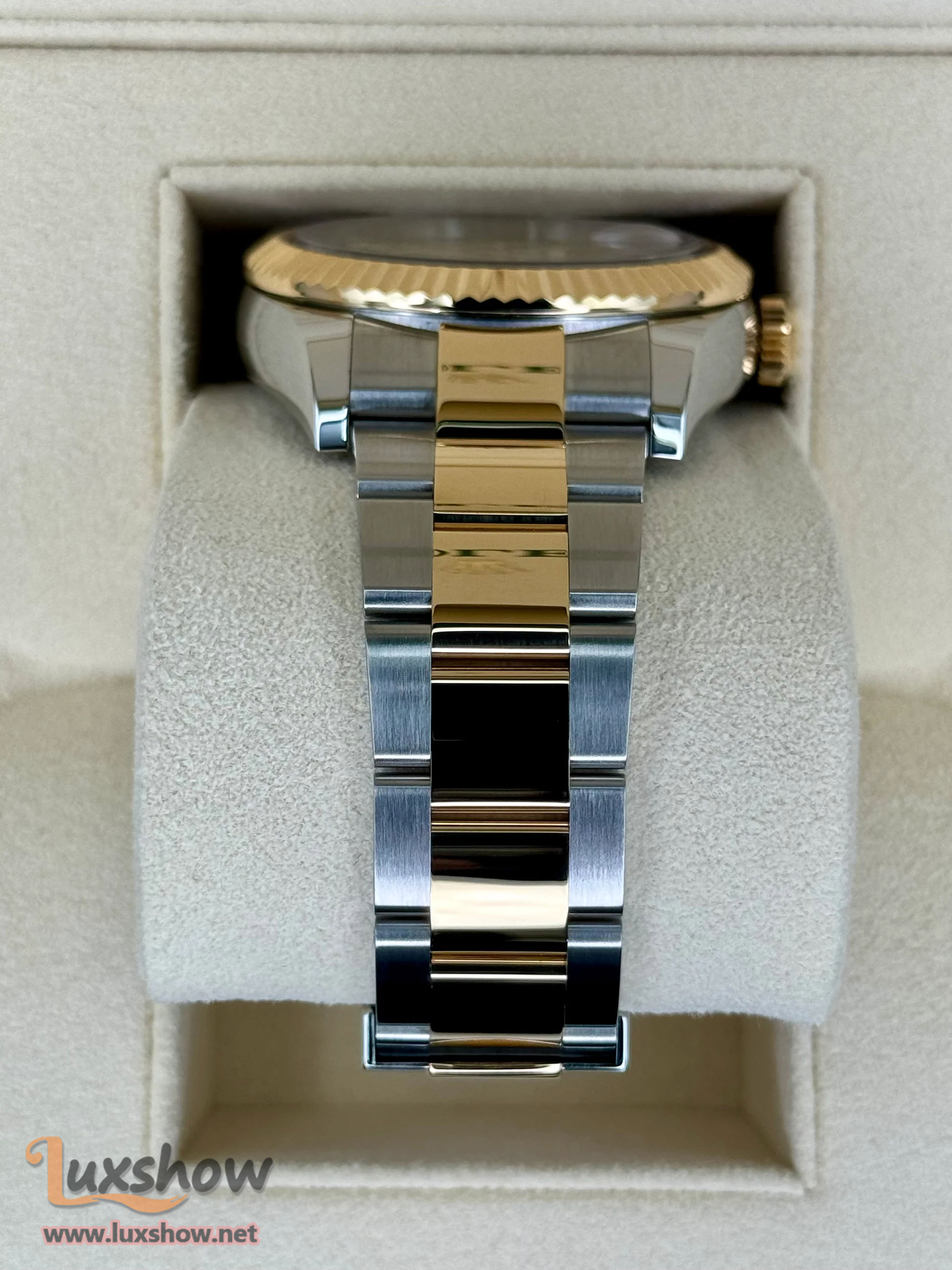 Rolex Sky-Dweller 42mm 326933 Two-Tone Oyster White Dial