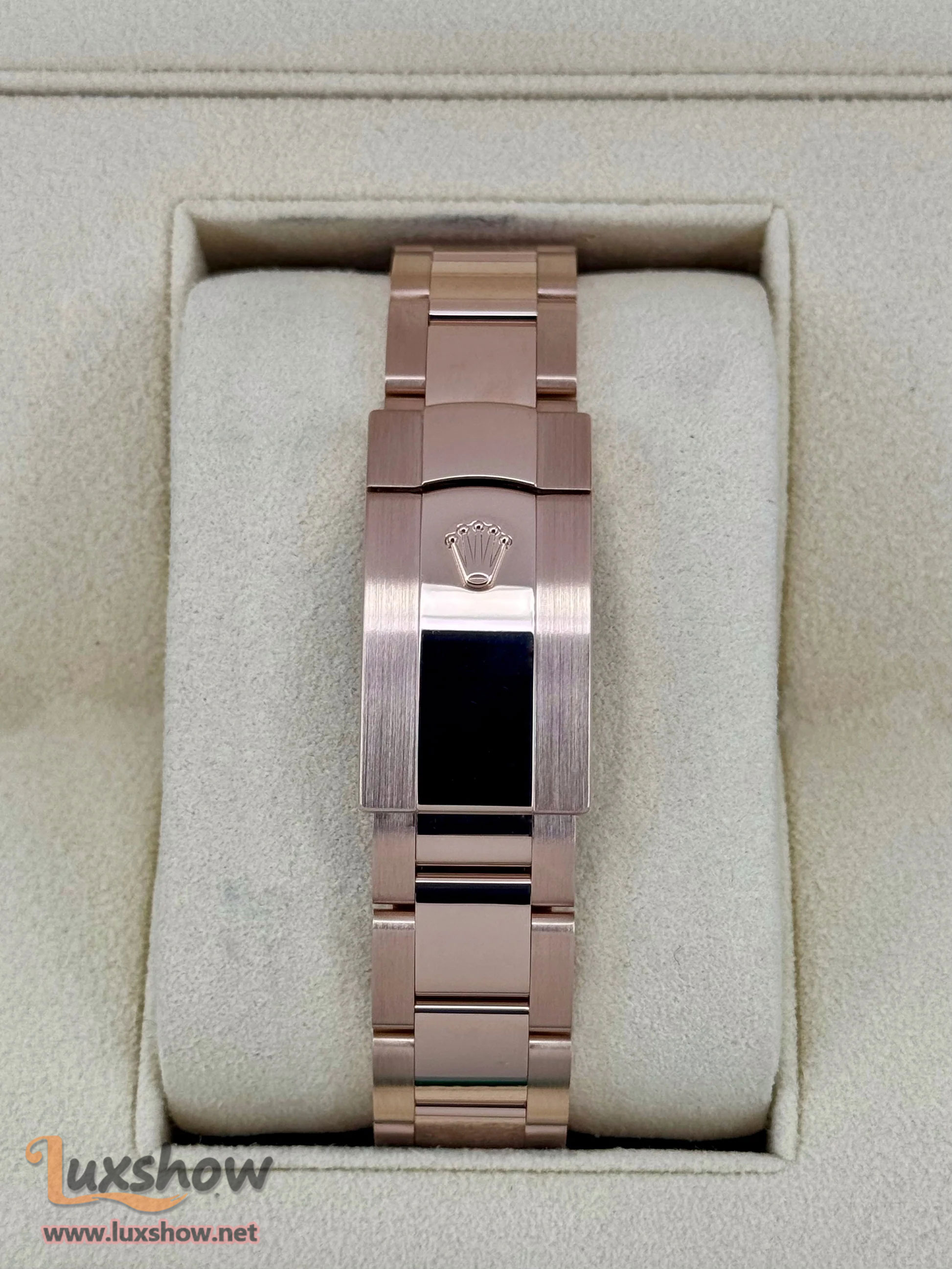 Rolex Sky-Dweller 42mm 326935 Rose Gold White Dial