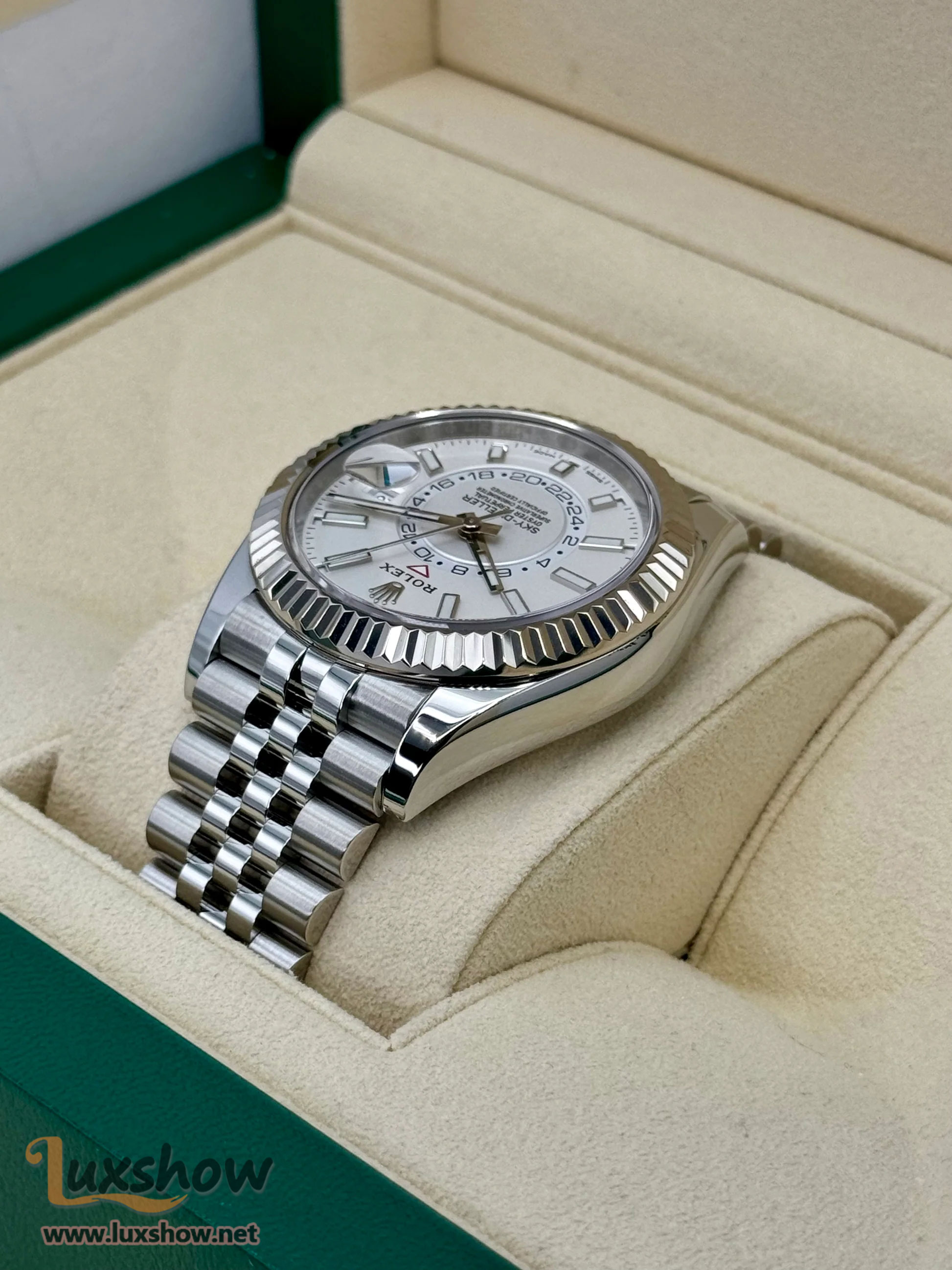 Rolex Sky-Dweller 42mm 326934 Stainless Steel Jubilee White Dial