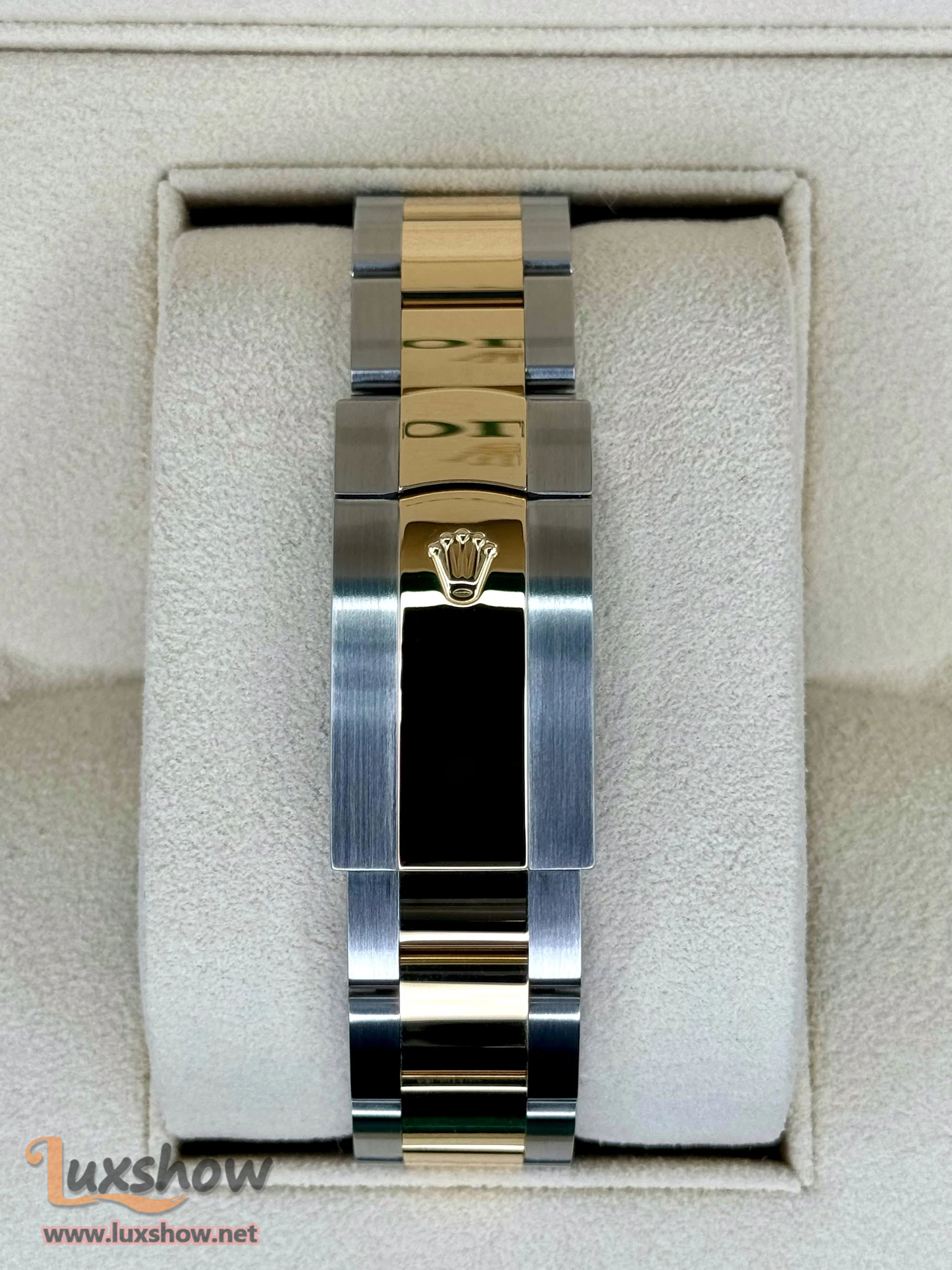 Rolex Sky-Dweller 42mm 326933 Two-Tone Oyster White Dial