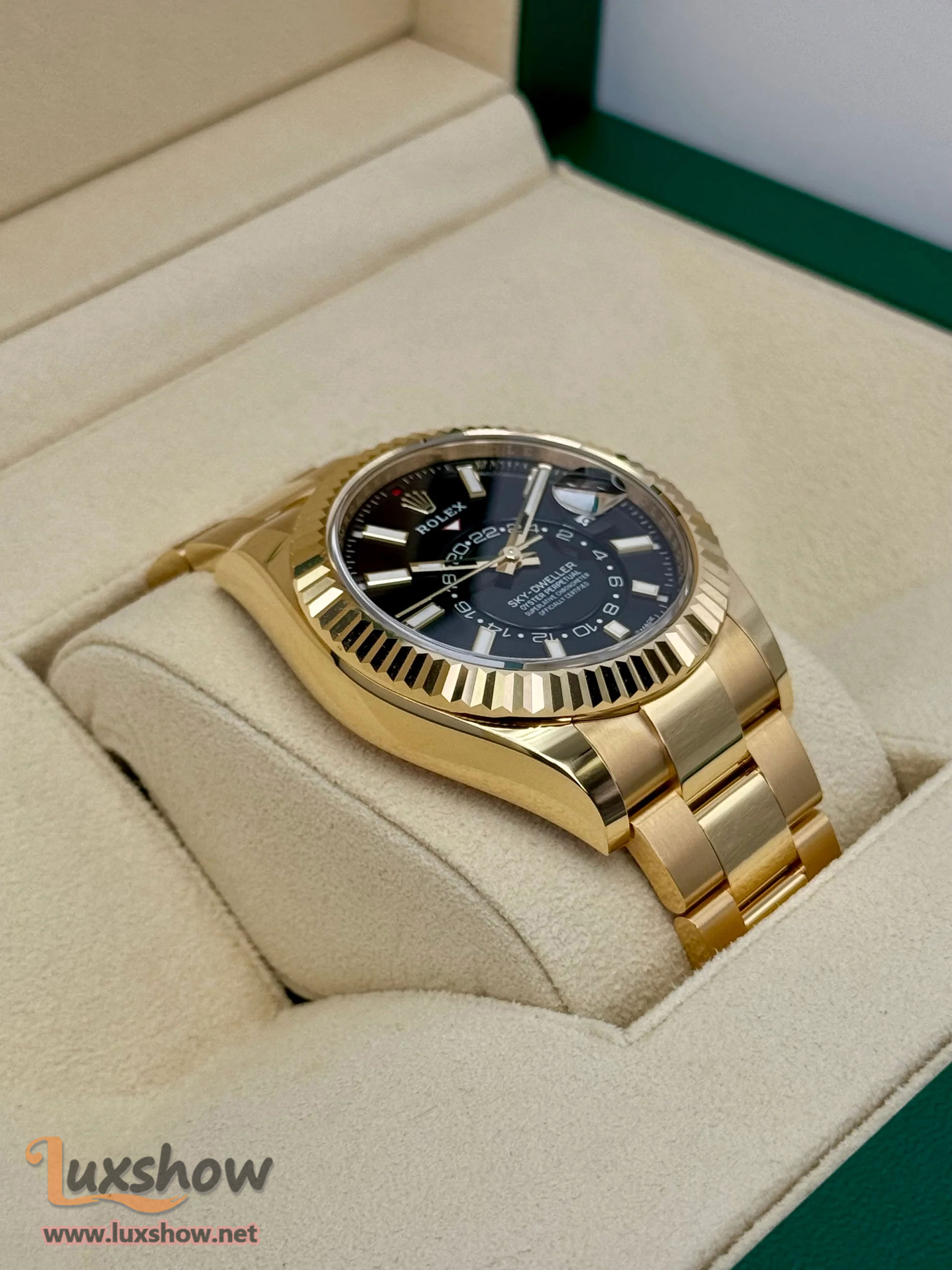 Rolex Sky-Dweller 42mm 336938 Yellow Gold Oyster Black Dial