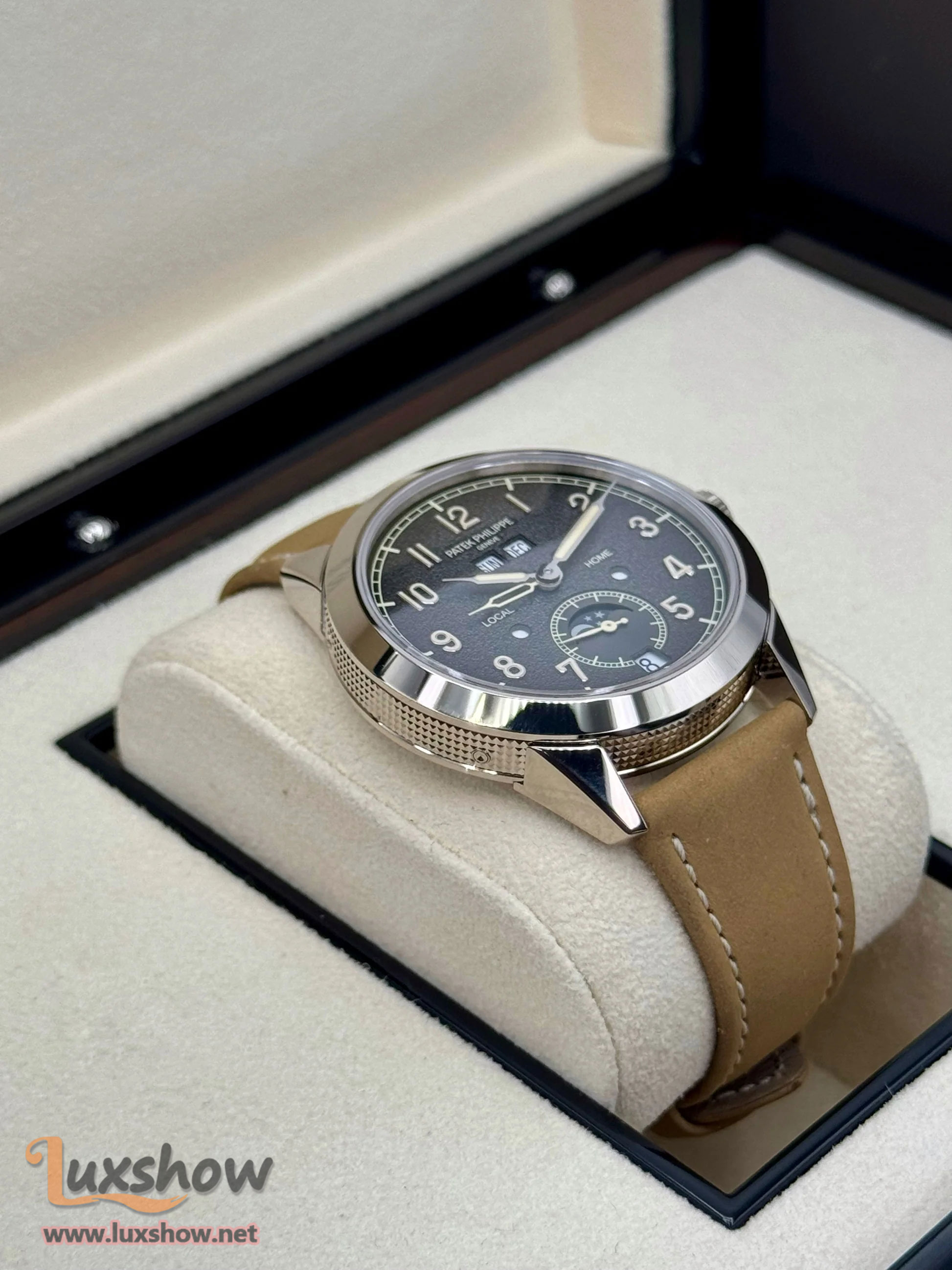 Patek Philippe 42mm 5326G Annual Calendar Travel Time Compliations