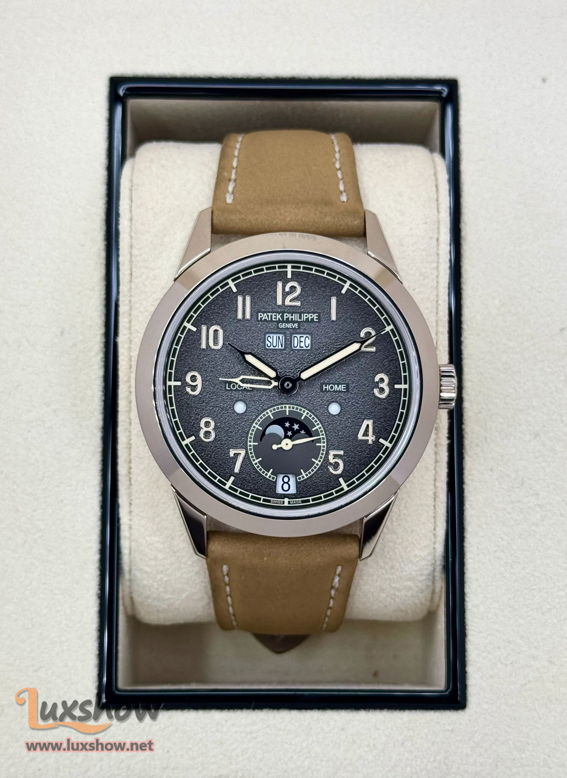 Patek Philippe 42mm 5326G Annual Calendar Travel Time Compliations