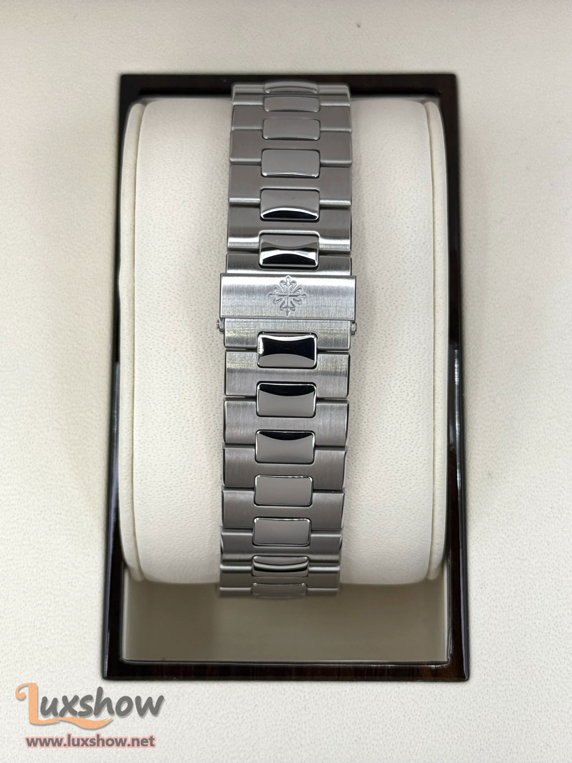 Patek Philippe Nautilus 40mm 5711/1A tainless Steel Blue Dial