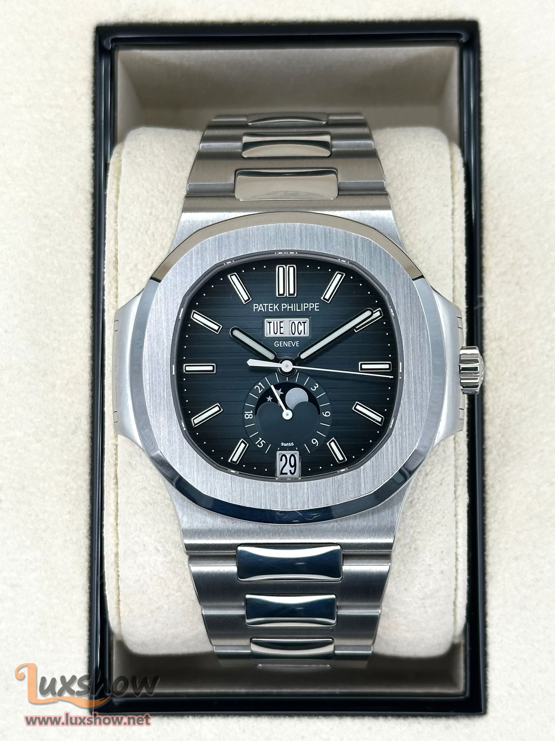Patek Philippe 5726/1A-014 Nautilus Moonphase Blue Dial