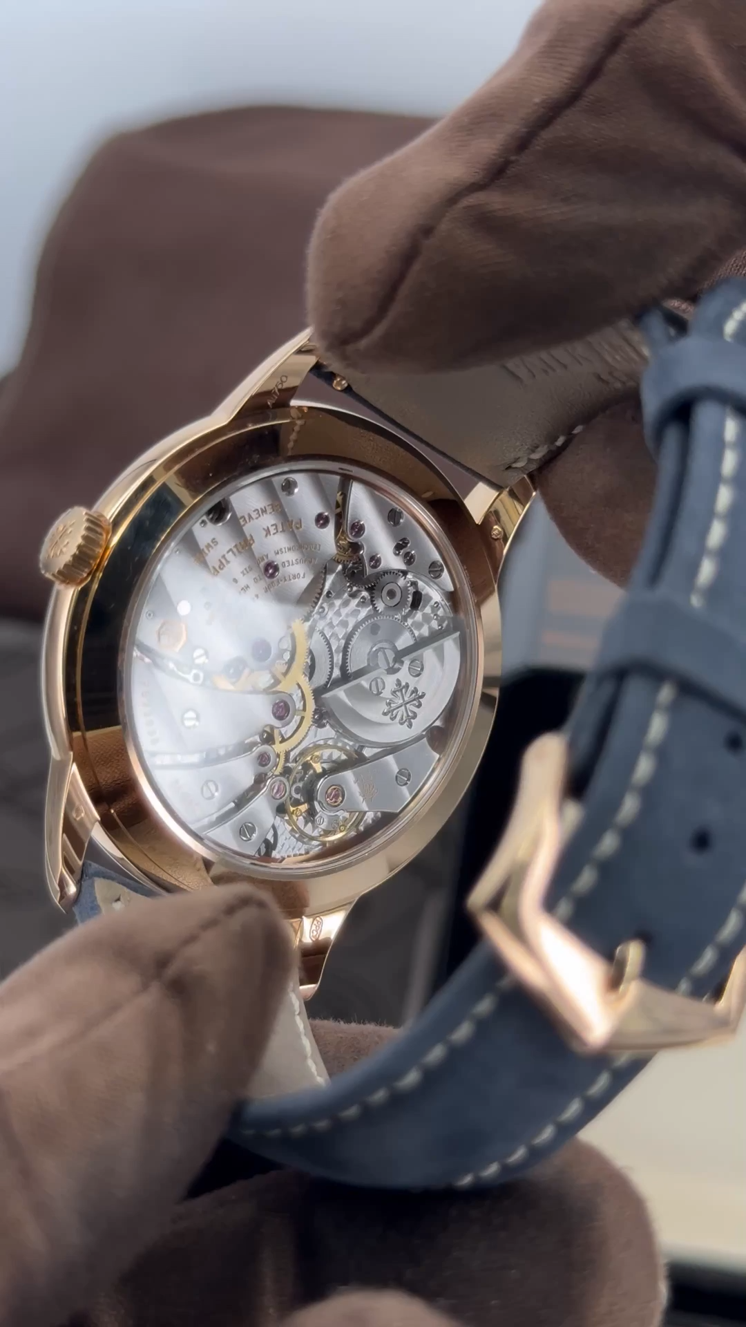 Patek Philippe 5224R Calatrava Travel Time Rose Gold Blue Dial