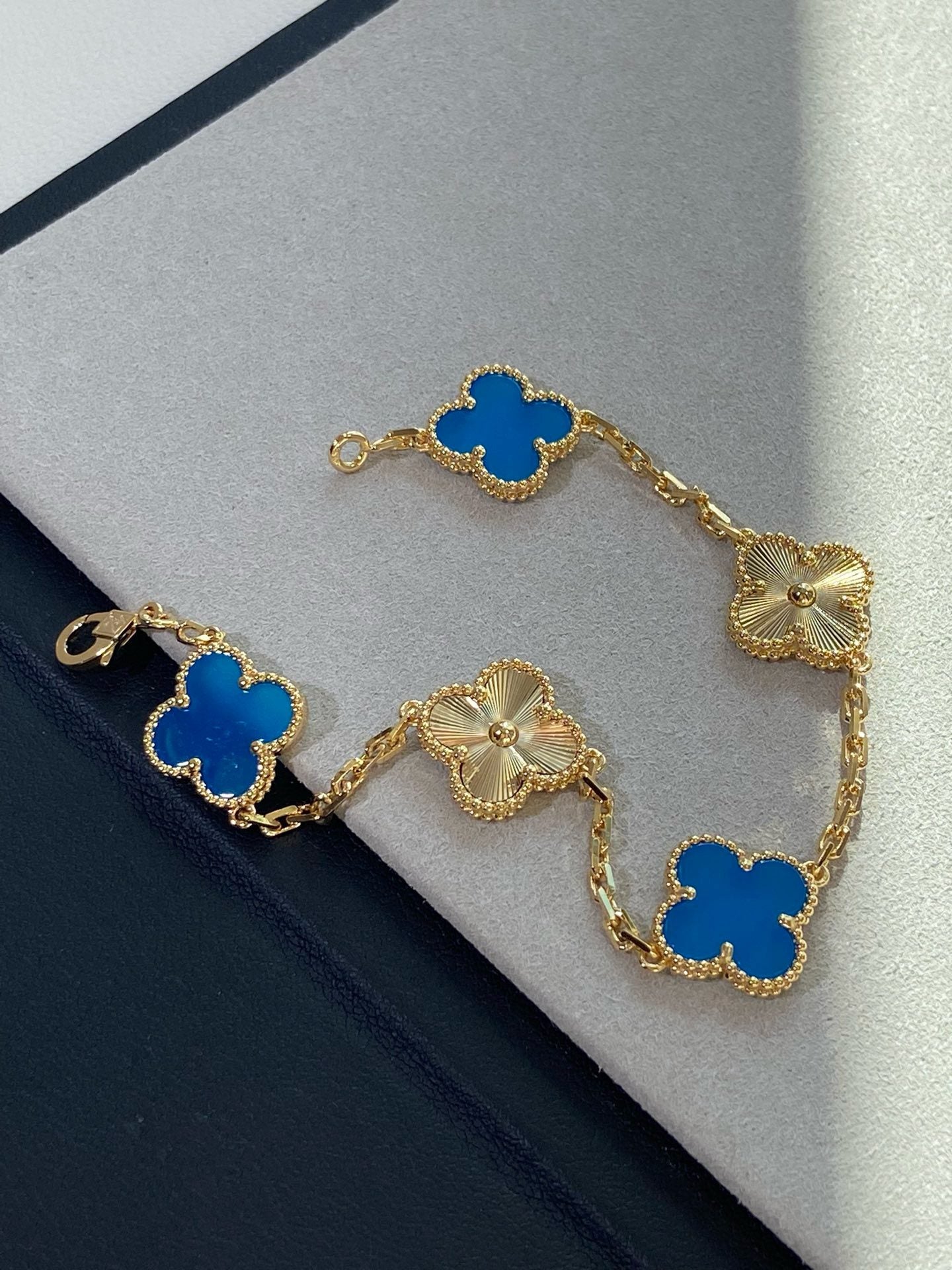 Van Cleef  Bracelet