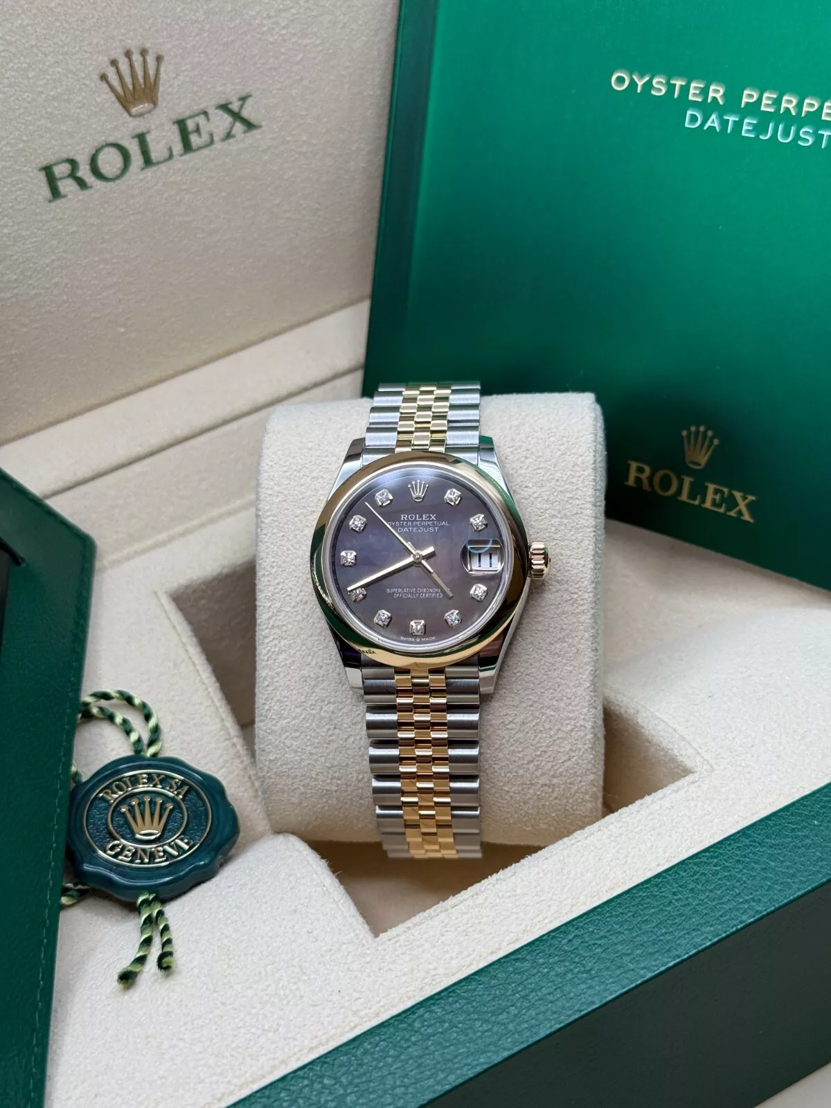 【Super Clone】RLX Datejust m278243-0023/0024 31mm Black Mother-of-Pearl Dial Yellow Rolesor Oyster Watch