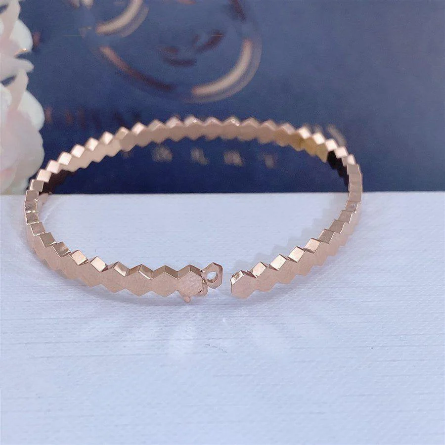 Regalia jewelryBEE LOVE PINK GOLD BRACELET