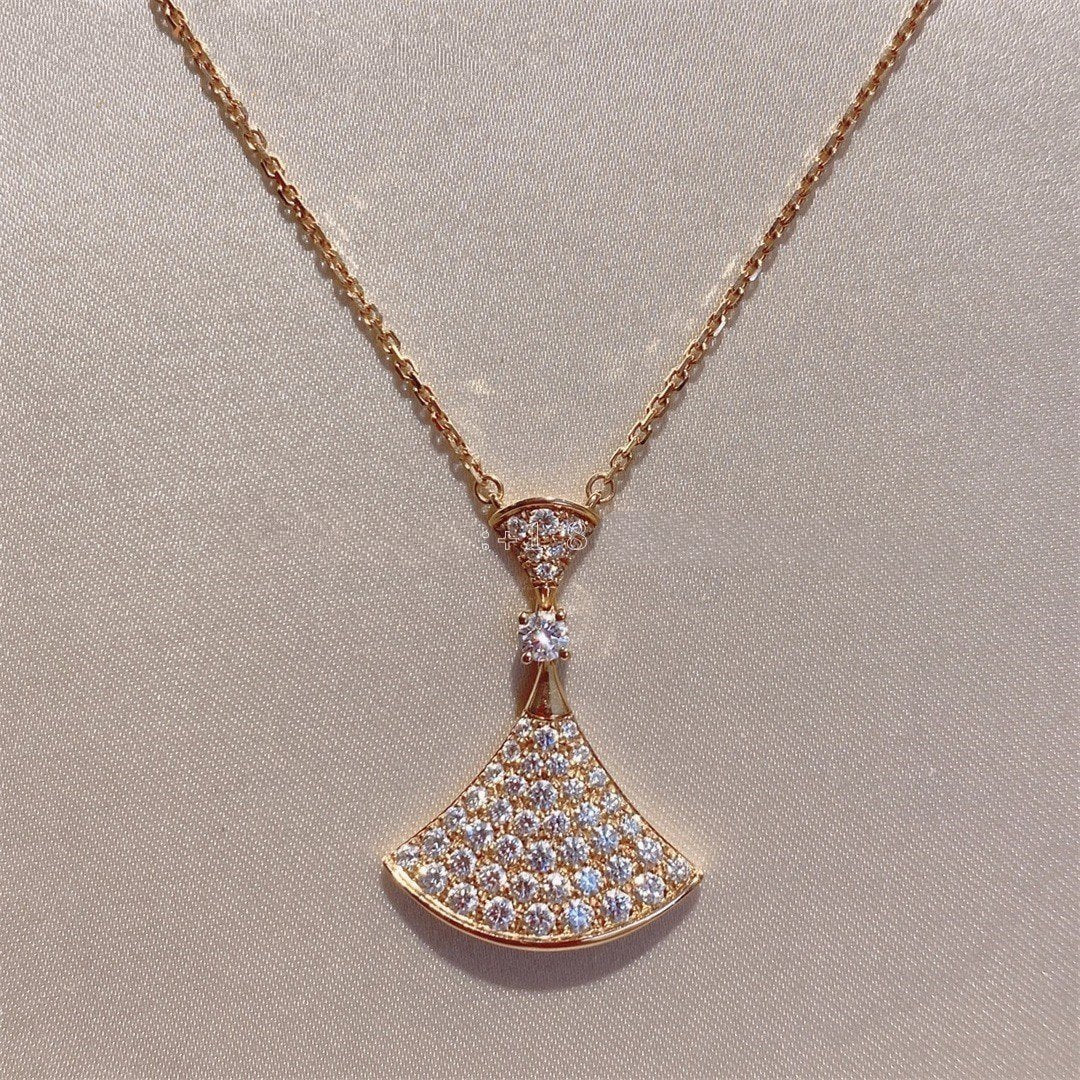 Regalia jewelryDREAM NECKLACE PINK GOLD FULL DIAMOND