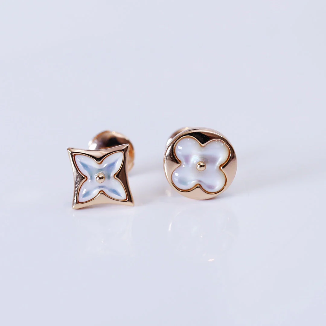Regalia jewelrySTAR AND SUN PINK GOLD MOP STUD EARRINGS