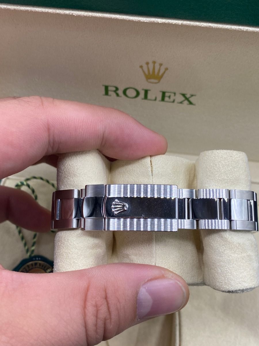 【Super Clone】ROLEX Datejust m278344-0019/0020 Mint Green Dial 31mm Domed Diamond Oyster Watch