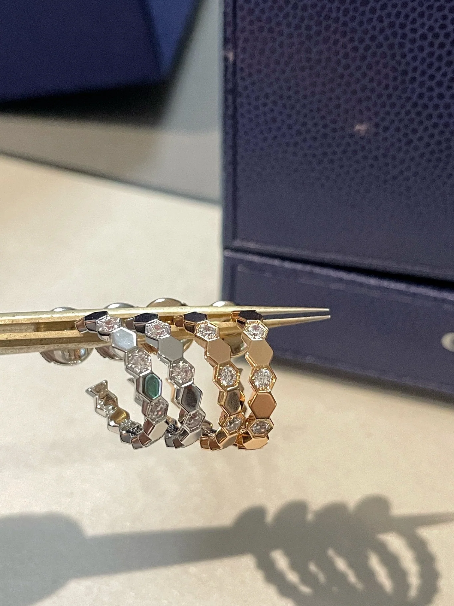 Regalia jewelryHollow Design Four-Leaf Clover Flower Shape Ring