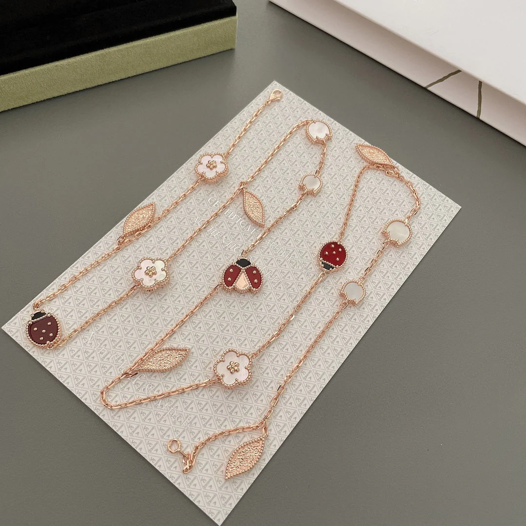 Regalia jewelryLUCKY SPRING 15 MOTIFS ROSE GOLD NECKLACE