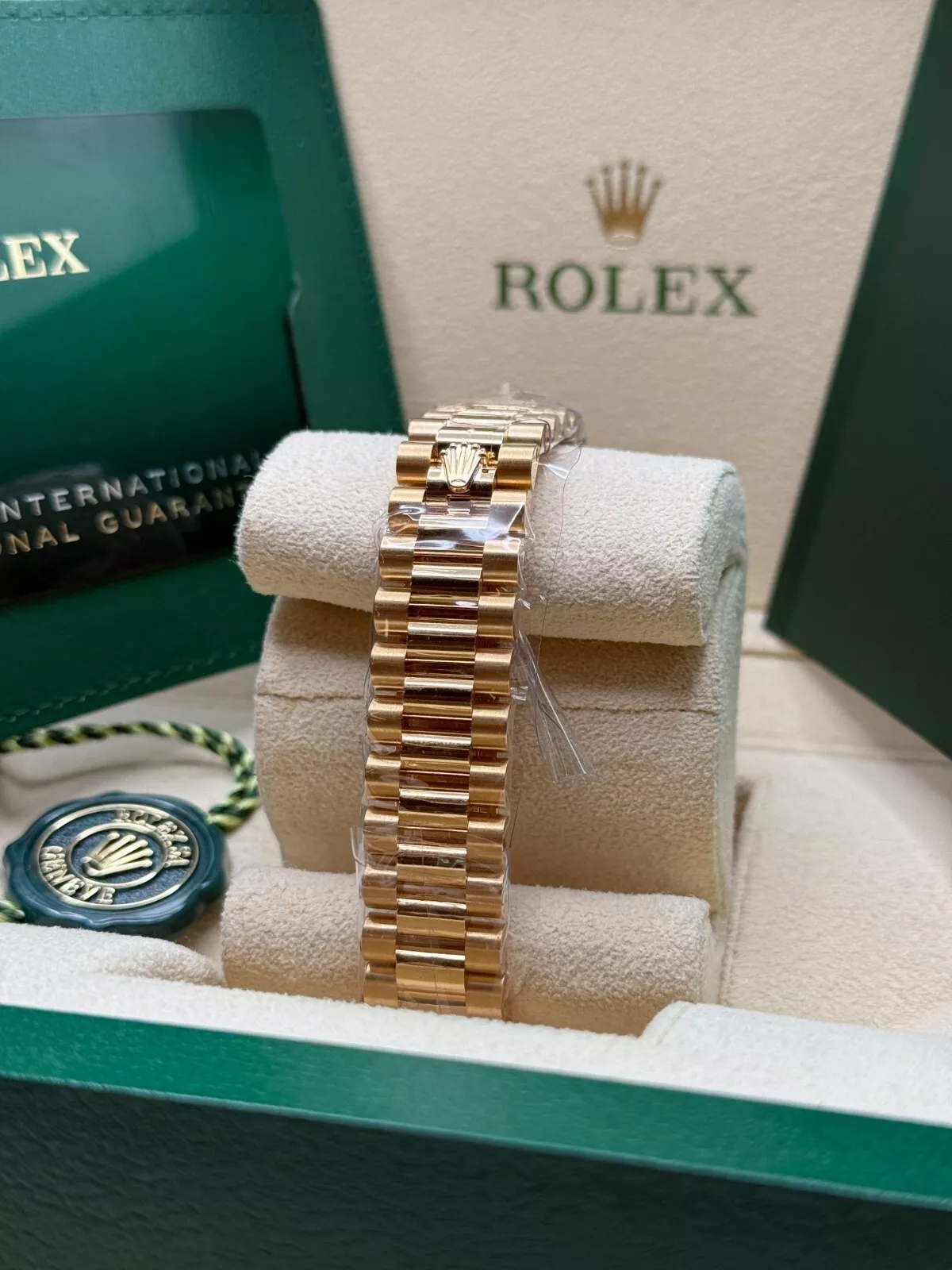 【Super Clone】ROLEX Datejust m278278-0010 Mother-of-Pearl 31mm Dial President Bracelet Watch