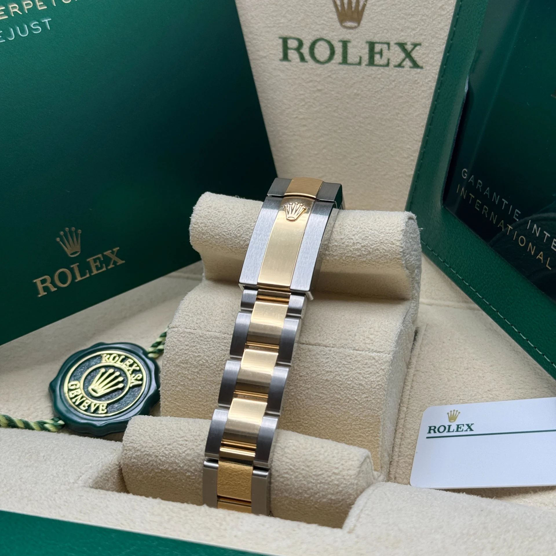 【Super Clone】ROLEX Datejust m278273-0031/0032 31mm Olive Green Floral Motif Dial Stainless Steel and Yellow Gold Oyster Watch