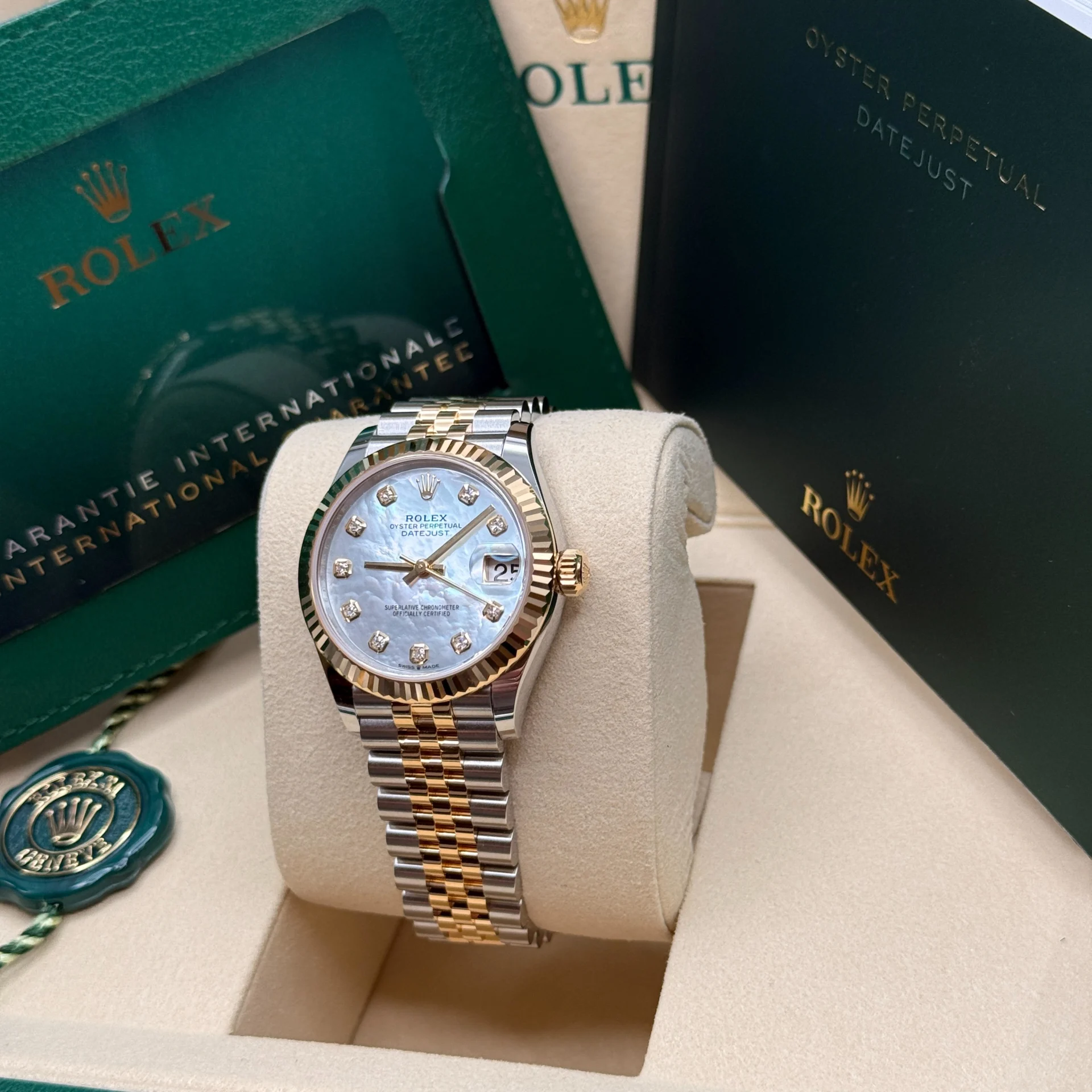 【Super Clone】RLX Datejust m278273-0027/0028 31mm White Mother-of-Pearl Dial Stainless Steel and Yellow Gold Oyster Watch