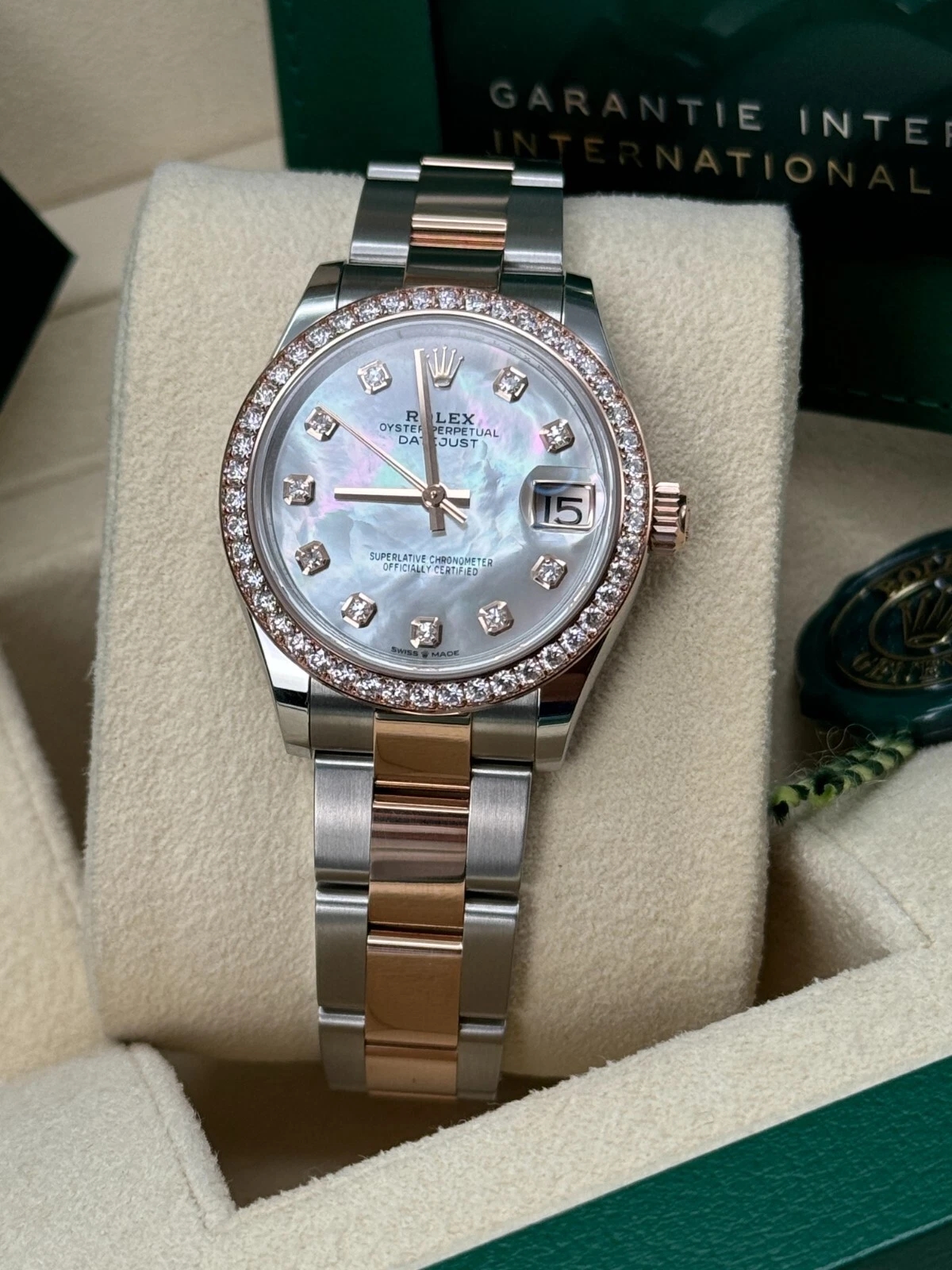 【Super Clone】RLX Datejust m278381-0025/0026 Mother-of-Pearl Diamond 31mm Dial Diamond-Set Bezel and Oyster Bracelet Watch