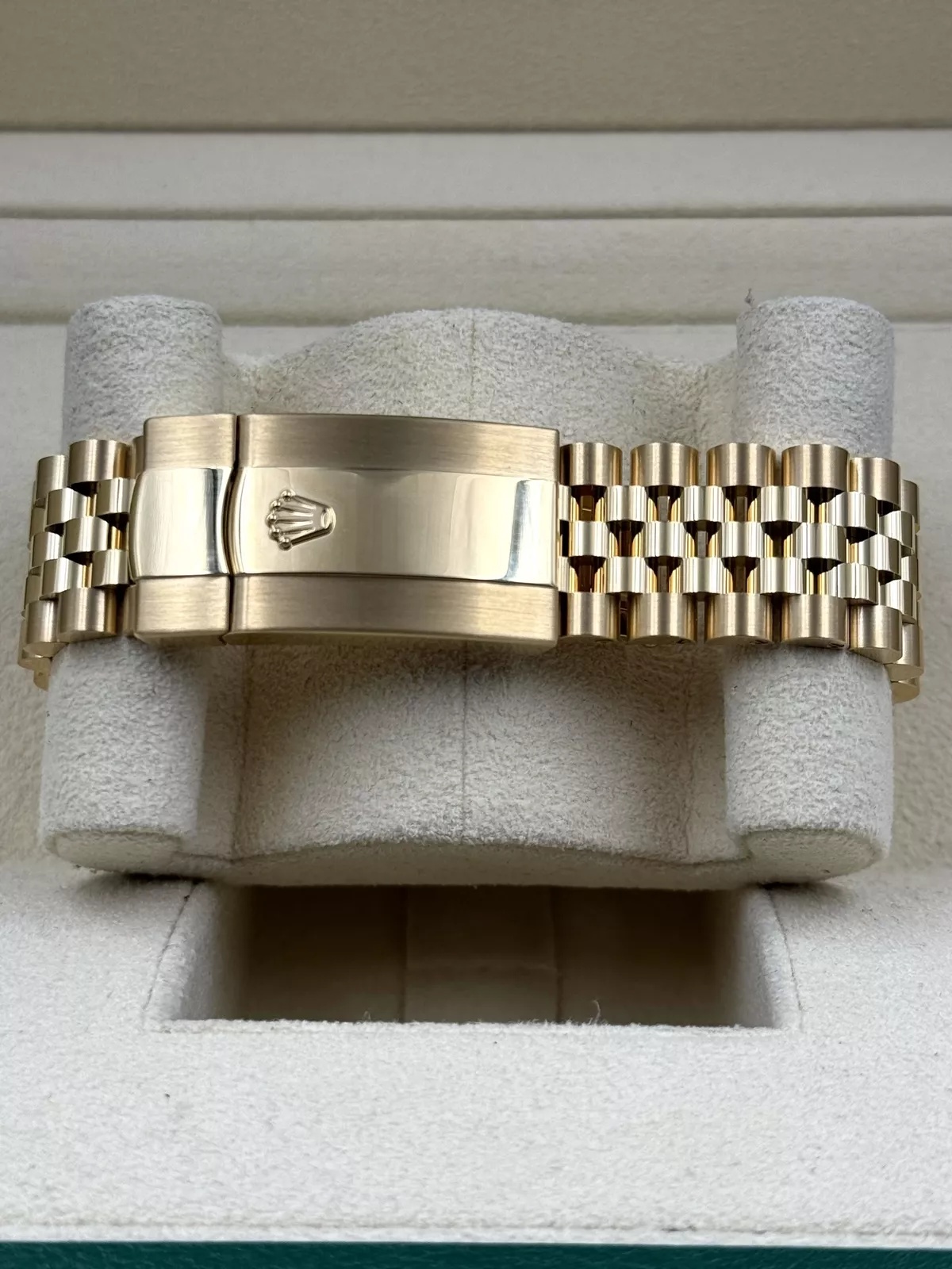 【Super Clone】ROLEX  Sky-Dweller 42mm 336938-0001/0004 Yellow Gold Champagne Dial Jubilee