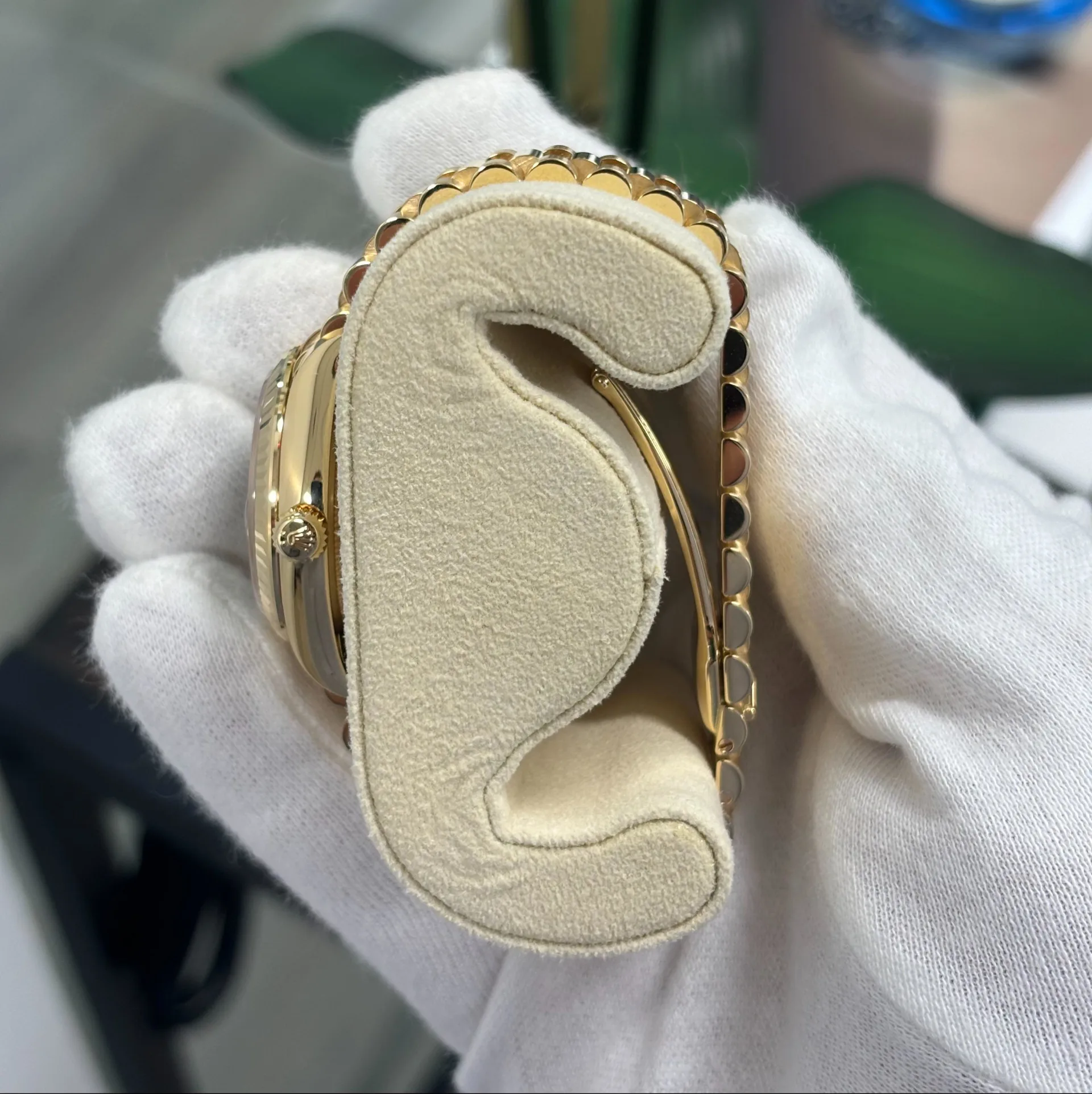 【Super Clone】ROLEX Datejust m278278-0011 Olive Green 31mm Dial President Bracelet Watch