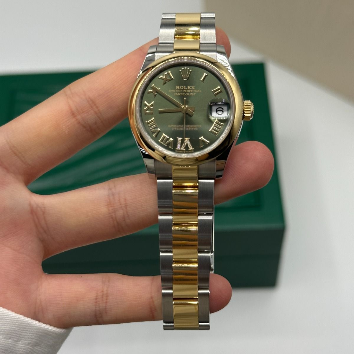 【Super Clone】ROLEX Datejust m278243-0015/0016 31mm Olive Green Dial Yellow Rolesor Oyster Watch