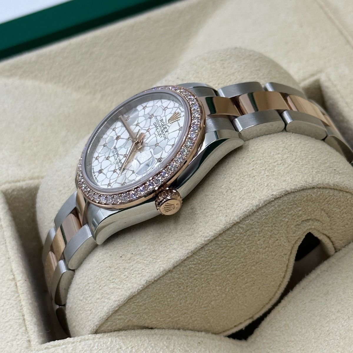 【Super Clone】ROLEX Datejust m278381-0031/0032 Silver Floral Motif Diamond Dial Diamond-Set Bezel 31mm