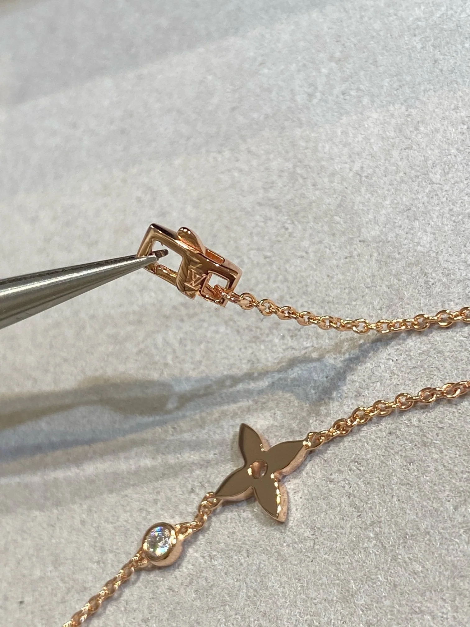 Regalia jewelrySTAR DIAMOND PINK GOLD BRACELET