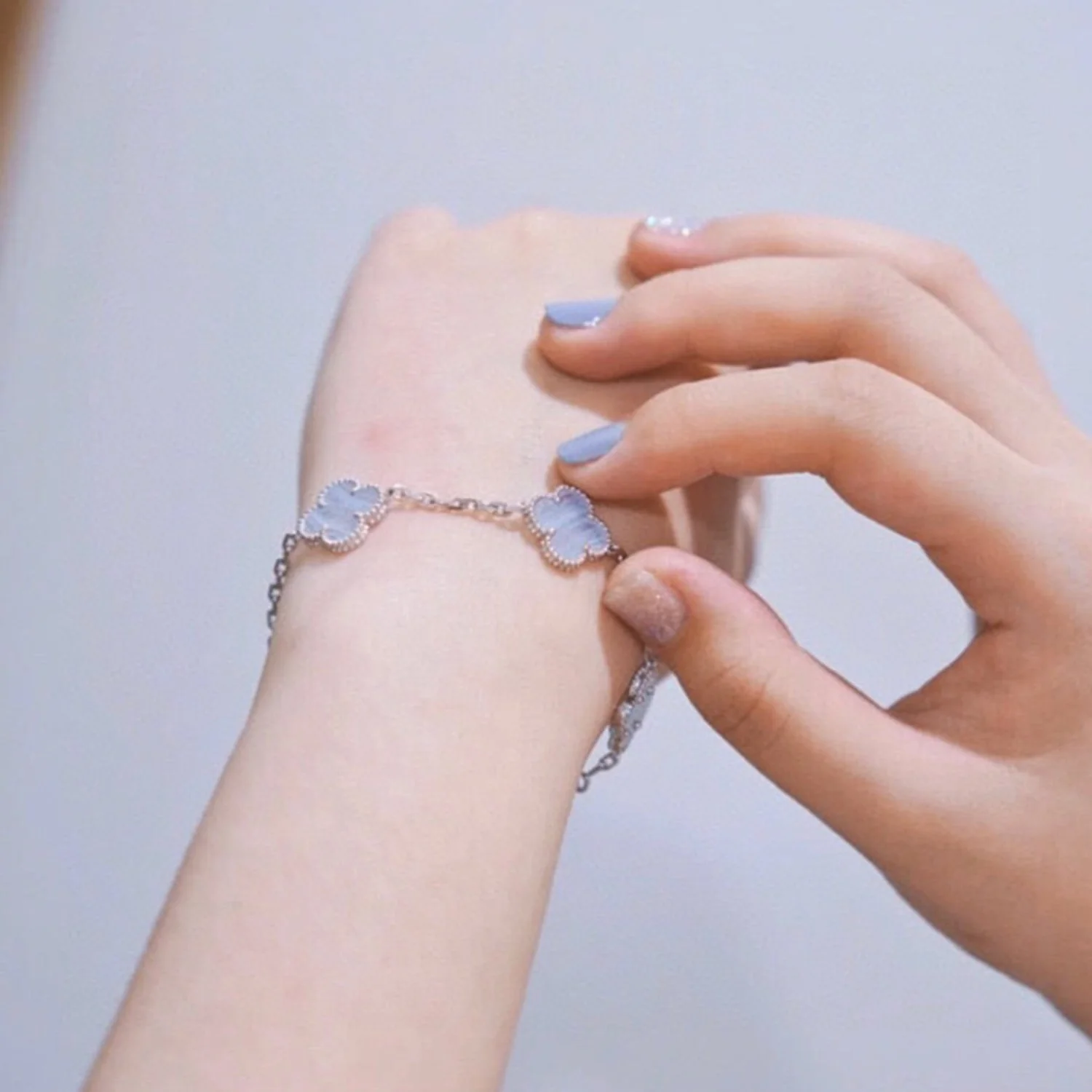 Regalia jewelryCLOVER  5 MOTIF PURPLE CHALCEDONY BRACELET SILVER