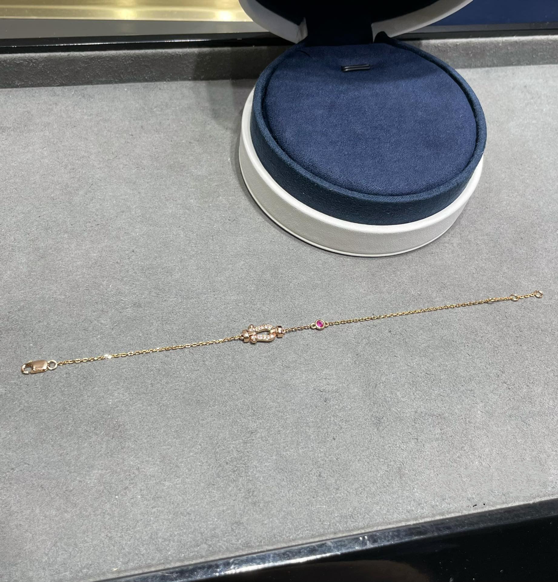 Regalia jewelryFORCE 10 DIAMOND CHAIN LINK PINK GOLD BRACELET