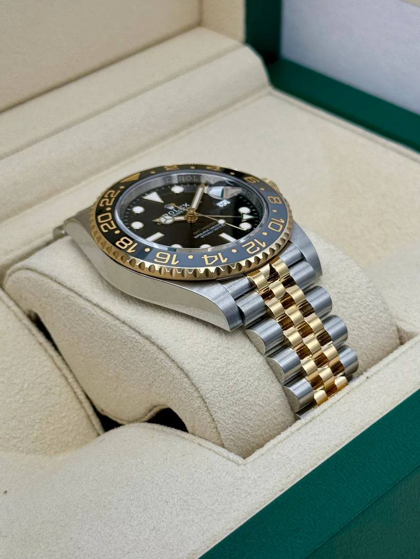 【Super Clone】ROLEX  GMT-Master II 126713GRNR 40mm