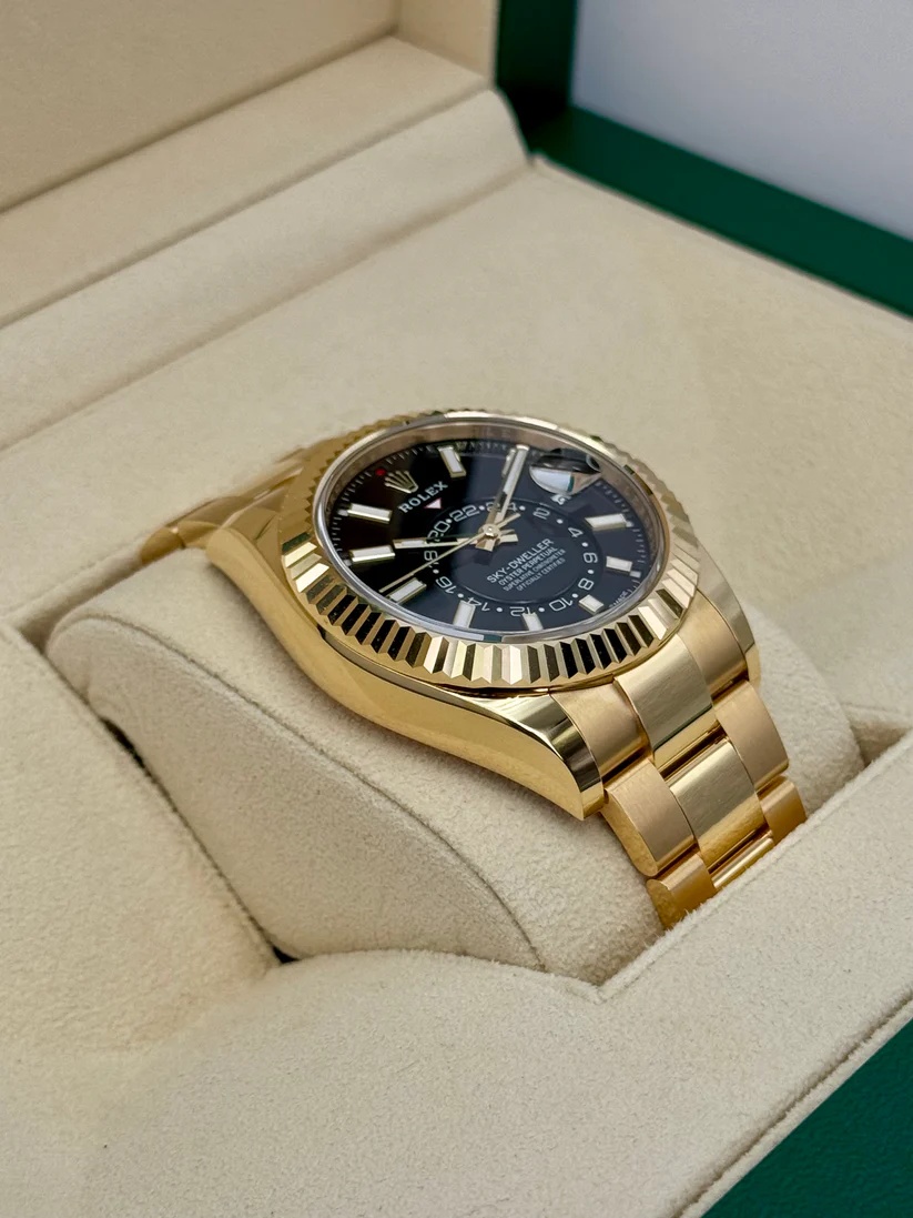 【Super Clone】ROLEX Sky-Dweller 42mm 336938-0002/0005 Yellow Gold Black Dial Oyster